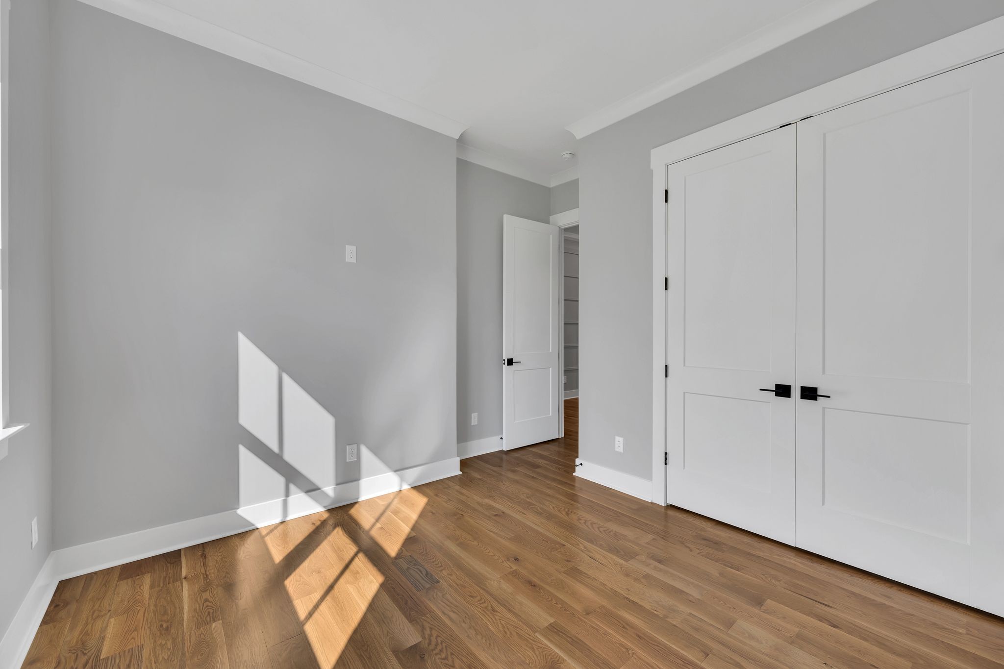 5402 Michigan Ave Unit: B