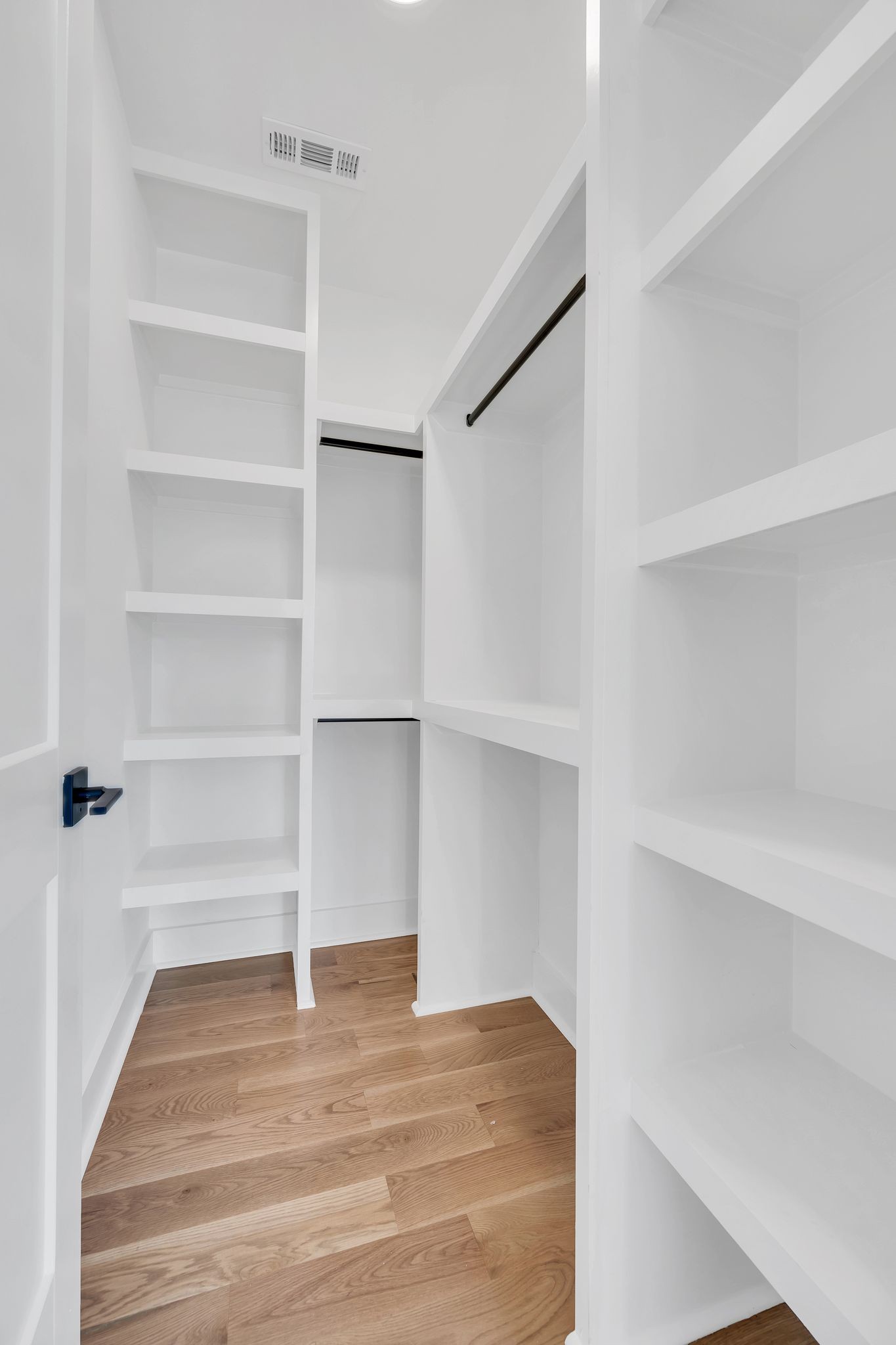 5402 Michigan Ave Unit: B