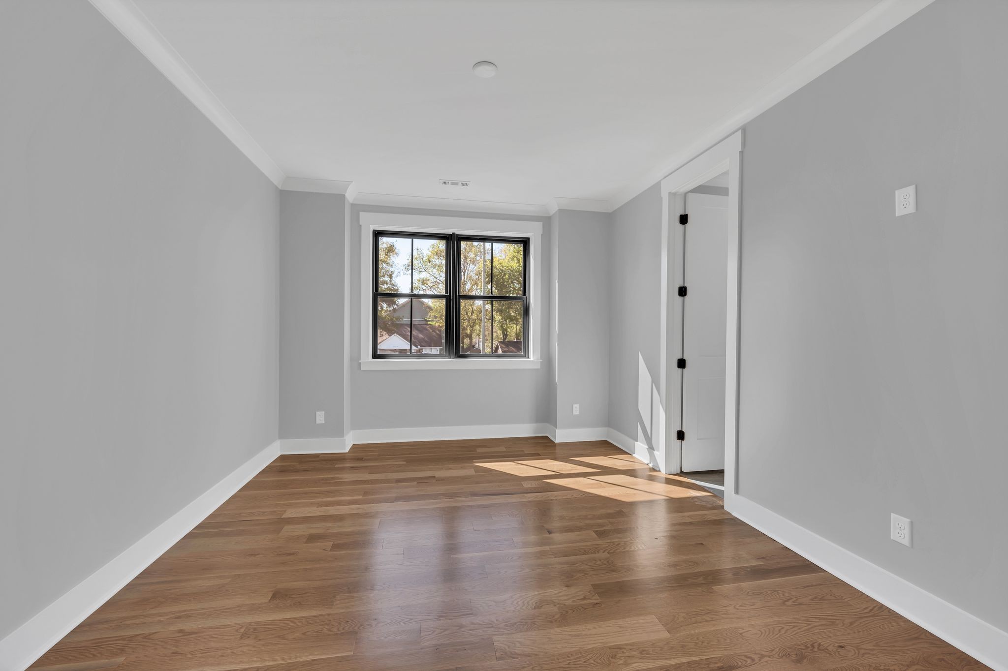 5402 Michigan Ave Unit: B