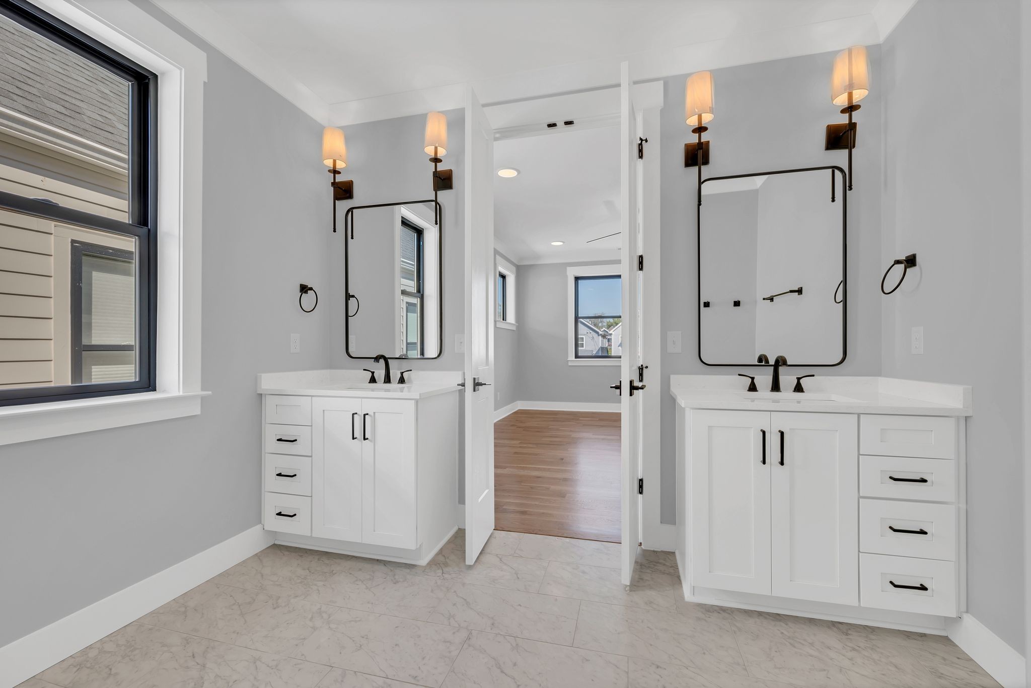 5402 Michigan Ave Unit: B