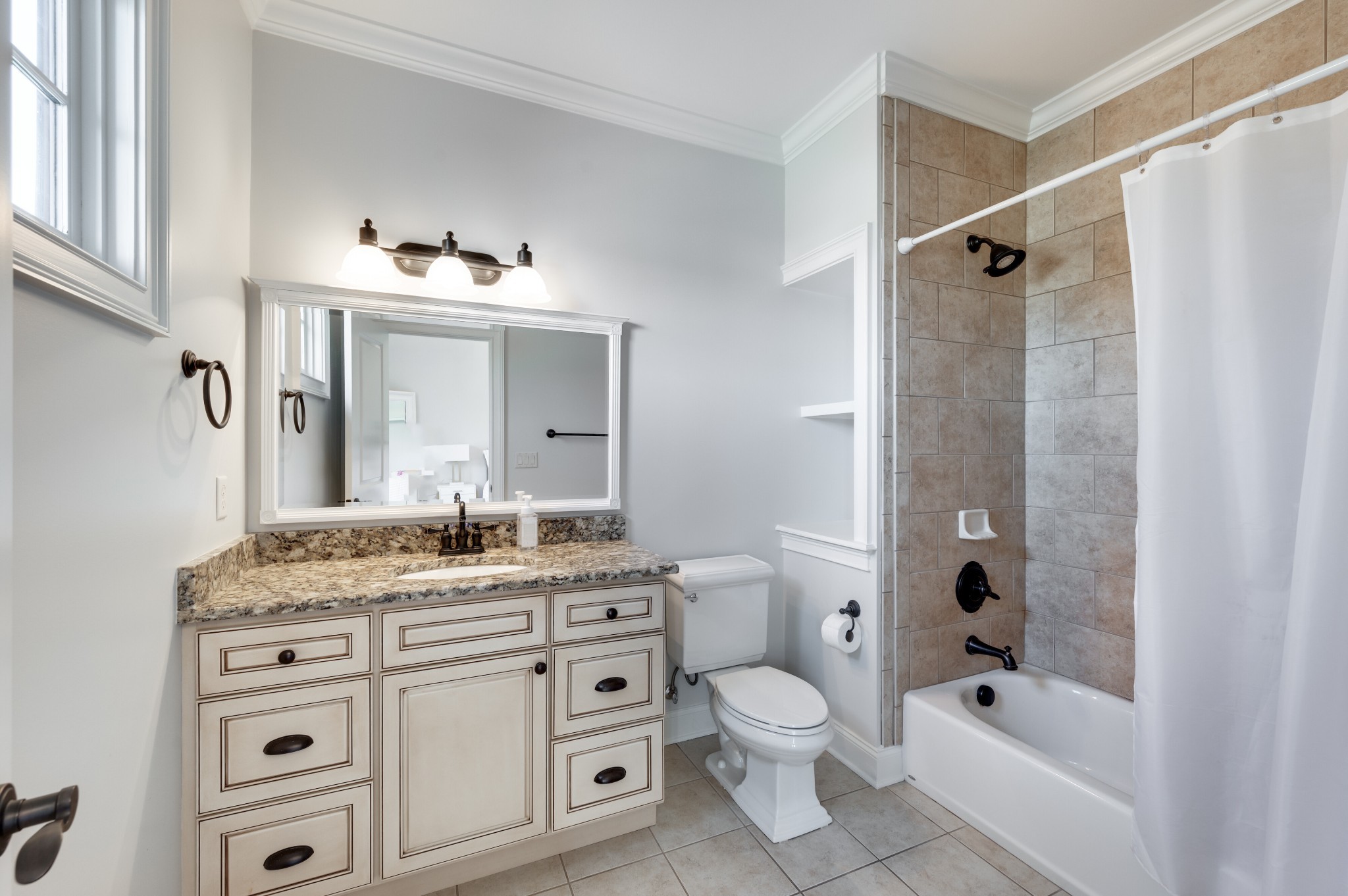 4346 Ambergate Ct