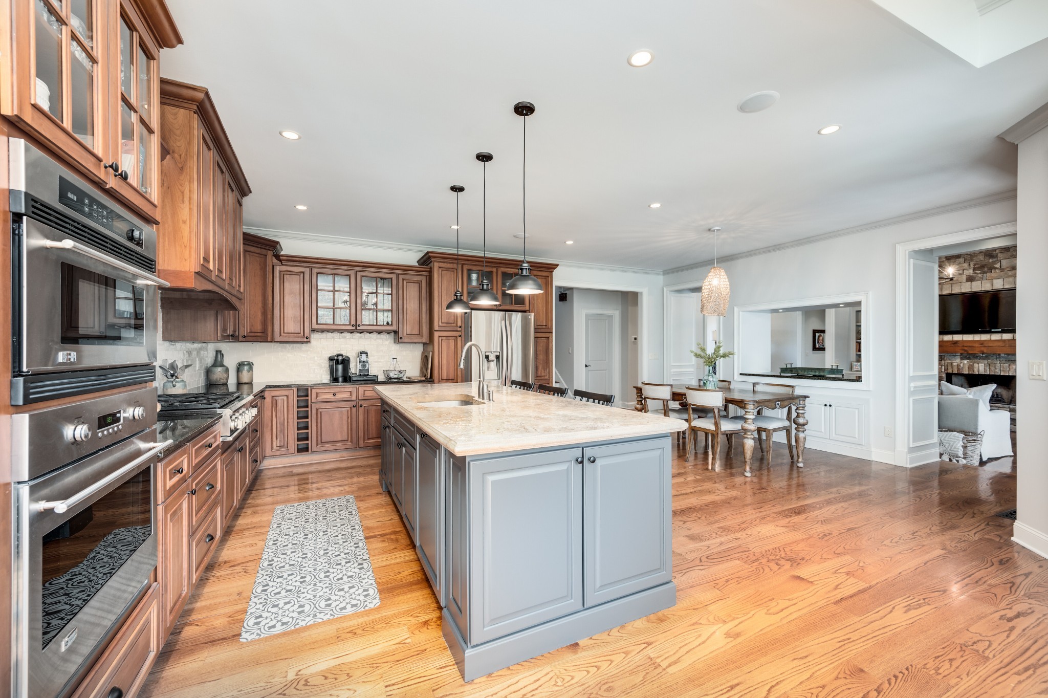 4346 Ambergate Ct