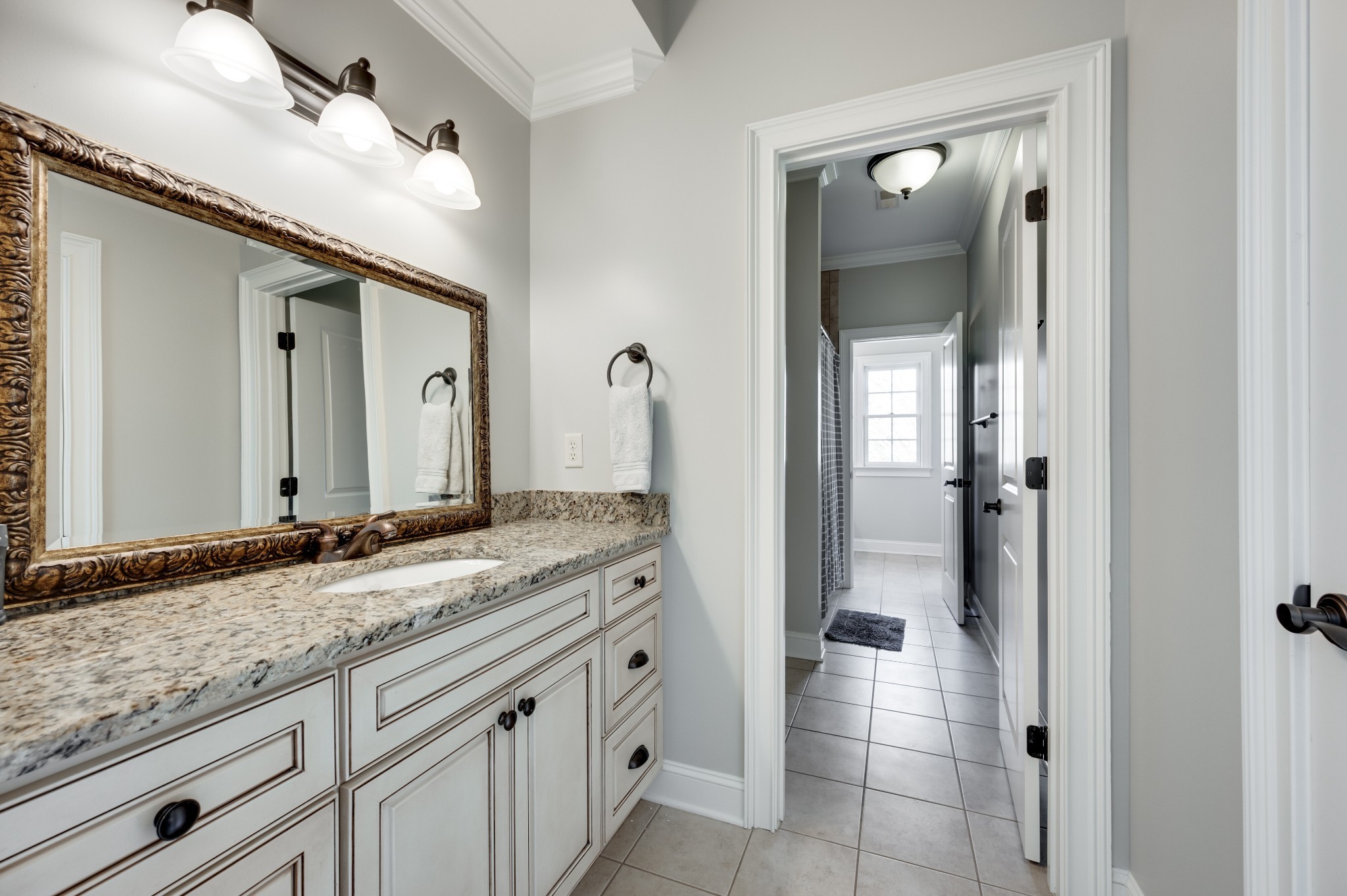 4346 Ambergate Ct