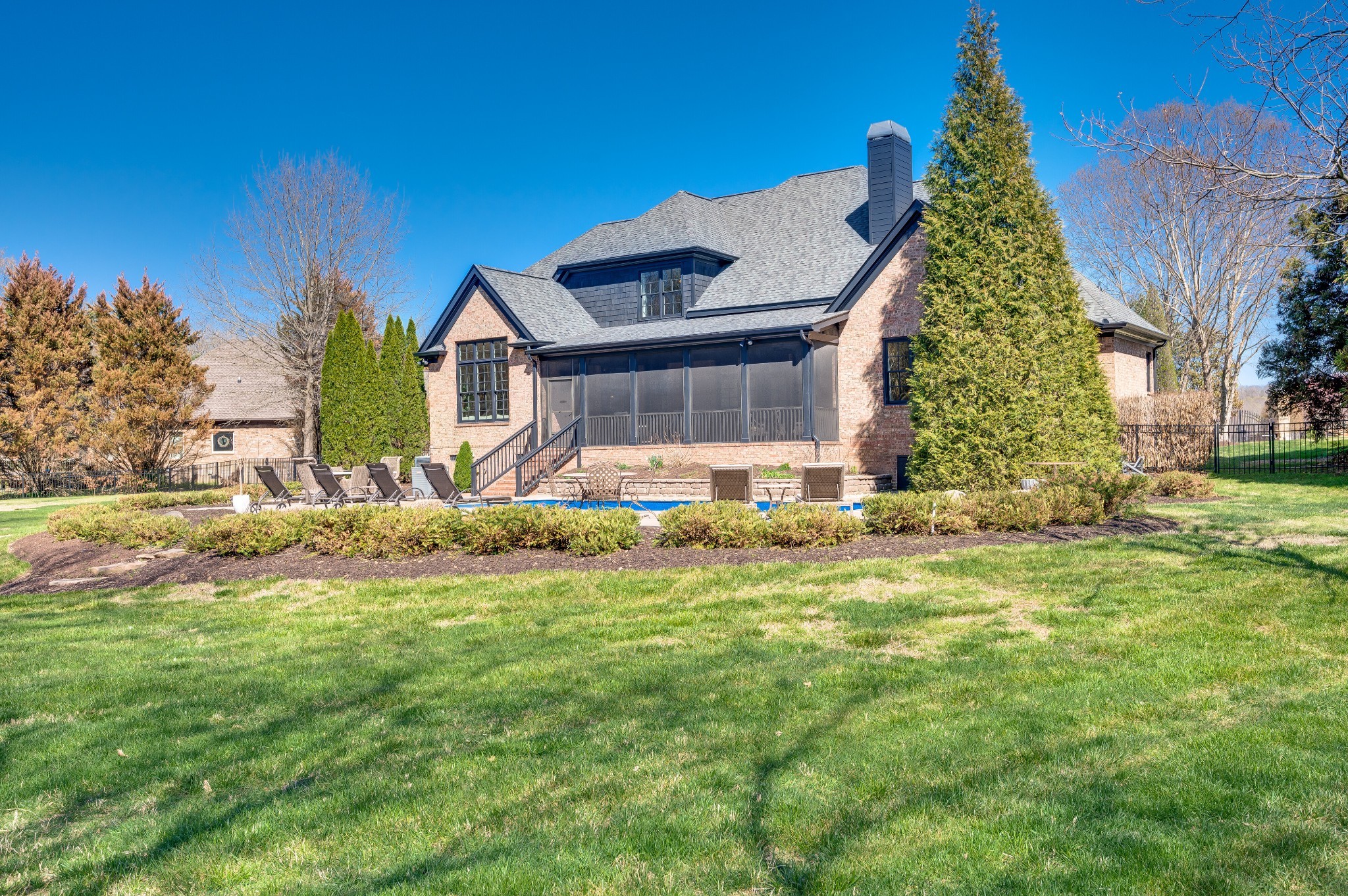4346 Ambergate Ct