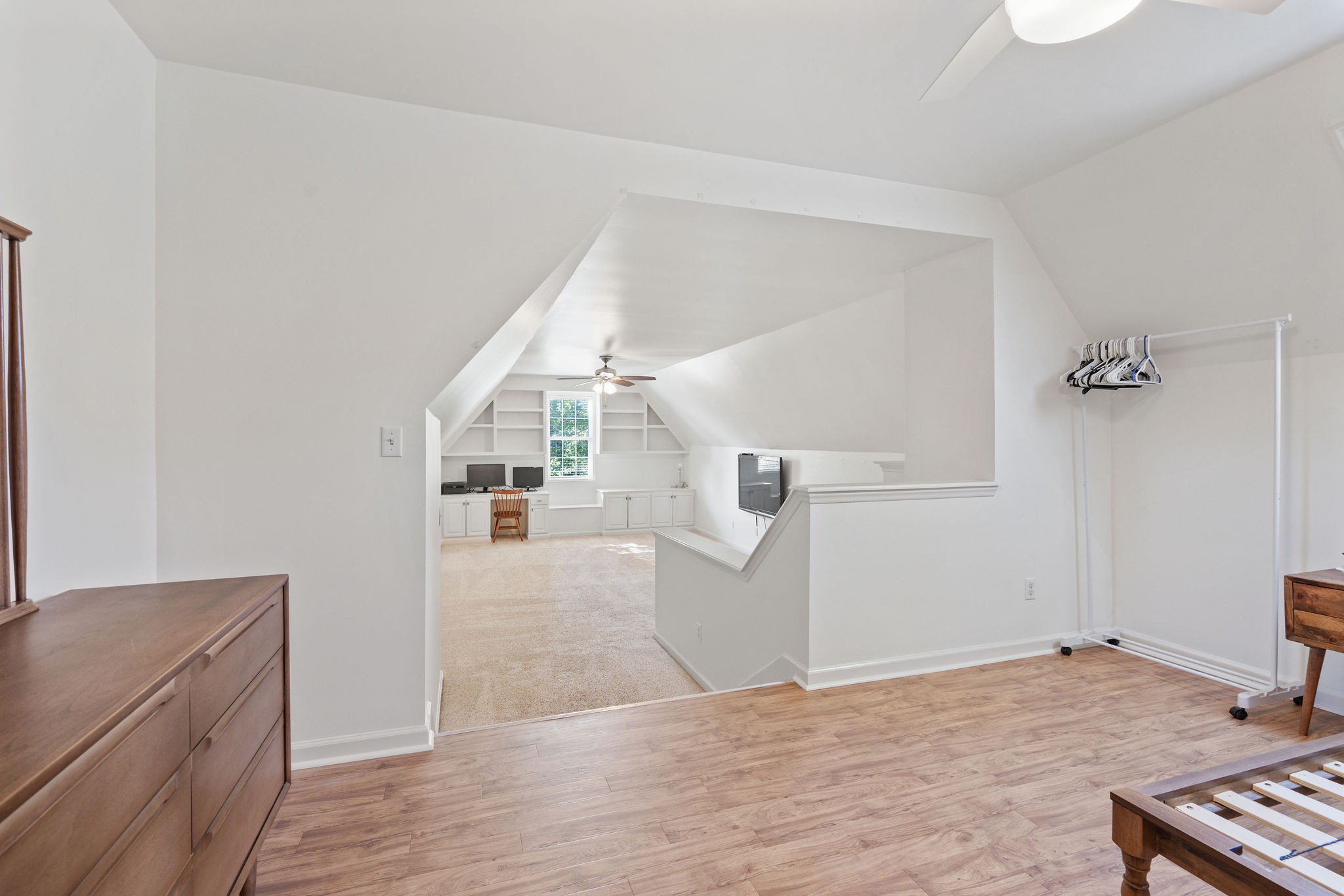 106 Royal Glen Blvd