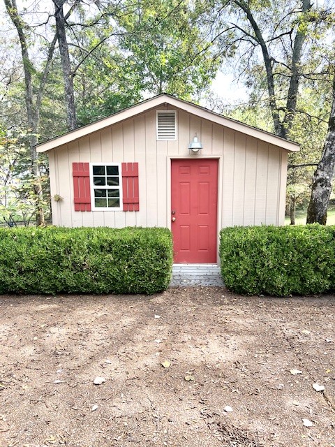 1290 Countryside Rd