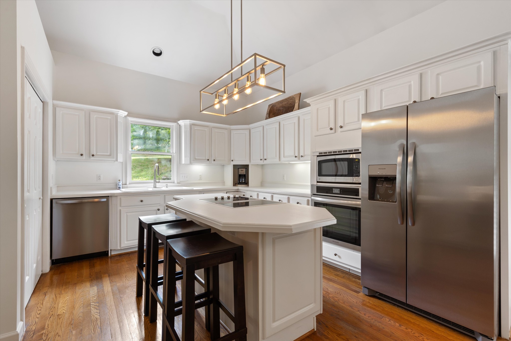 240 Bramerton Ct