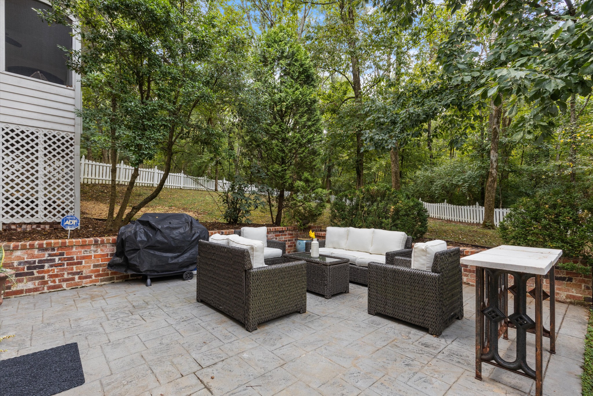 240 Bramerton Ct