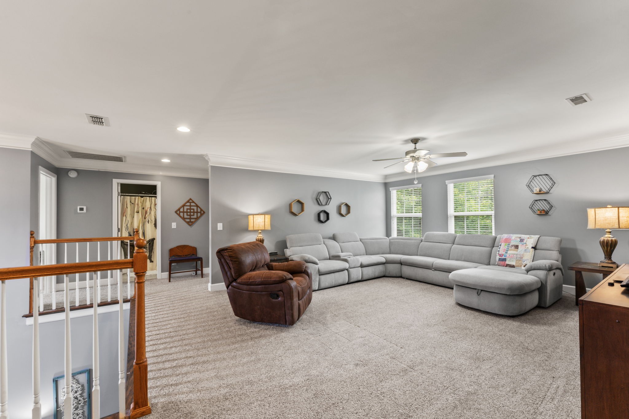 5225 Stonewood Dr