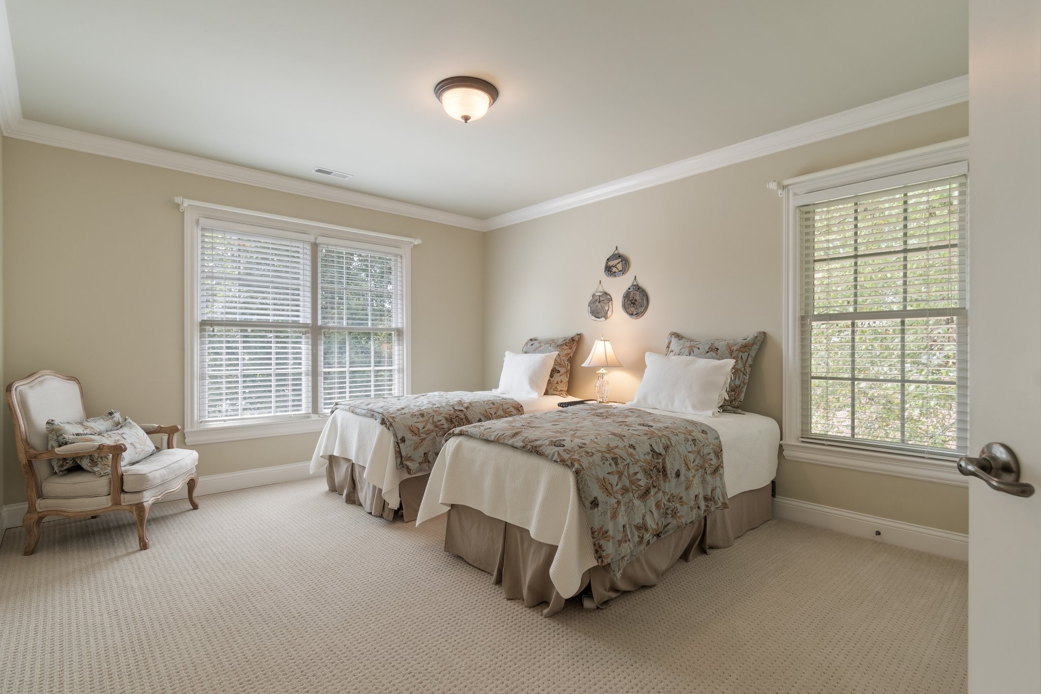 566 Ploughmans Bend Dr