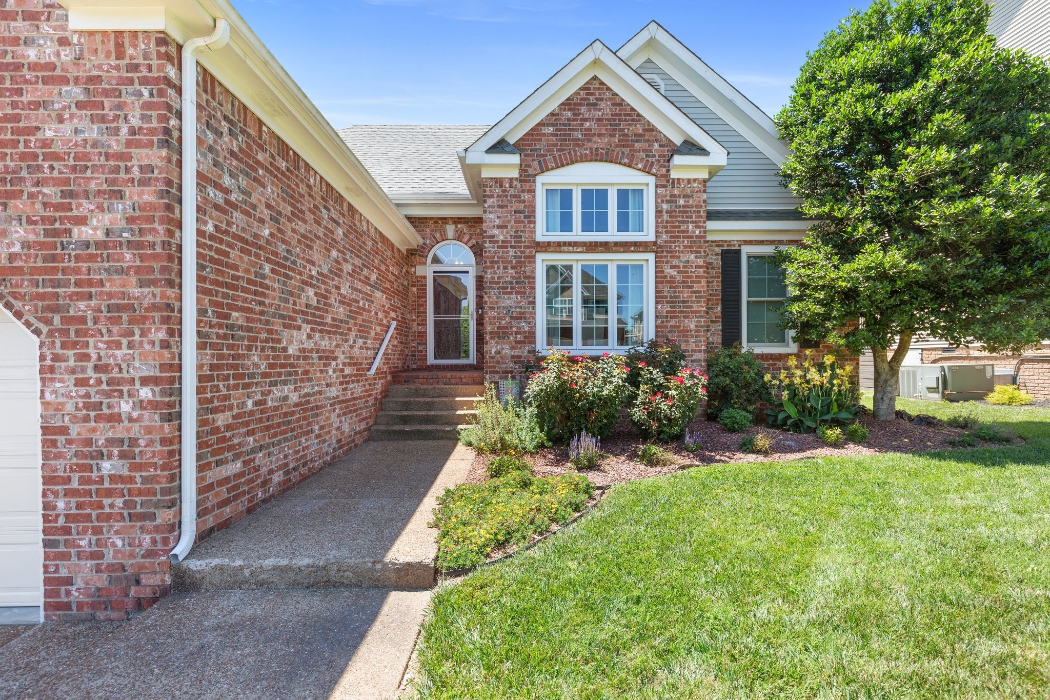 1311 Saybrook Crossing