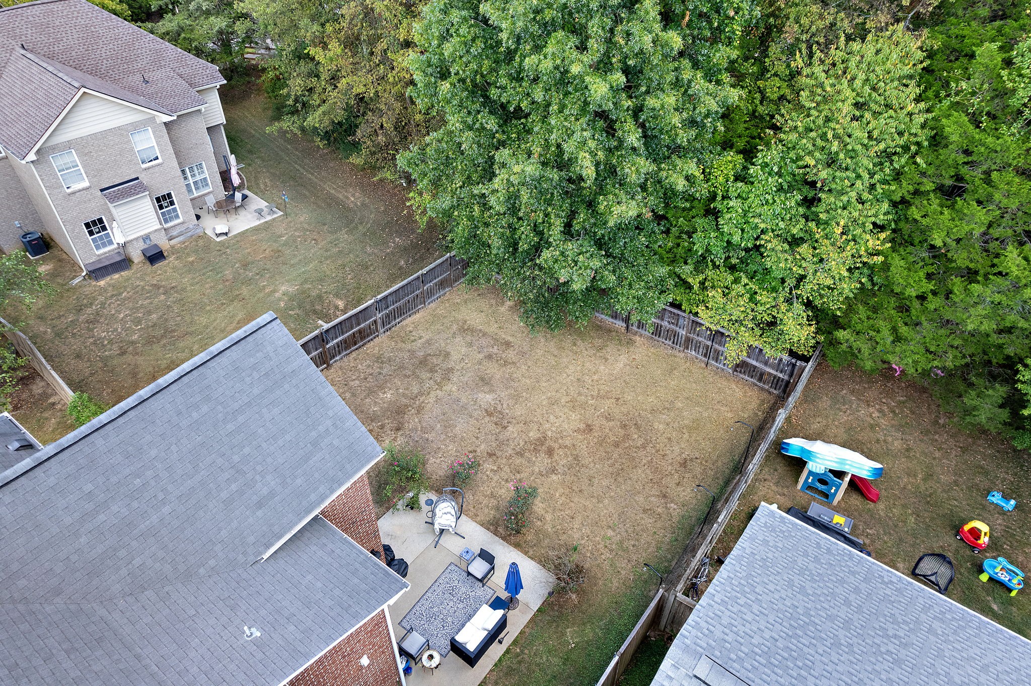 6857 Bridgewater Dr