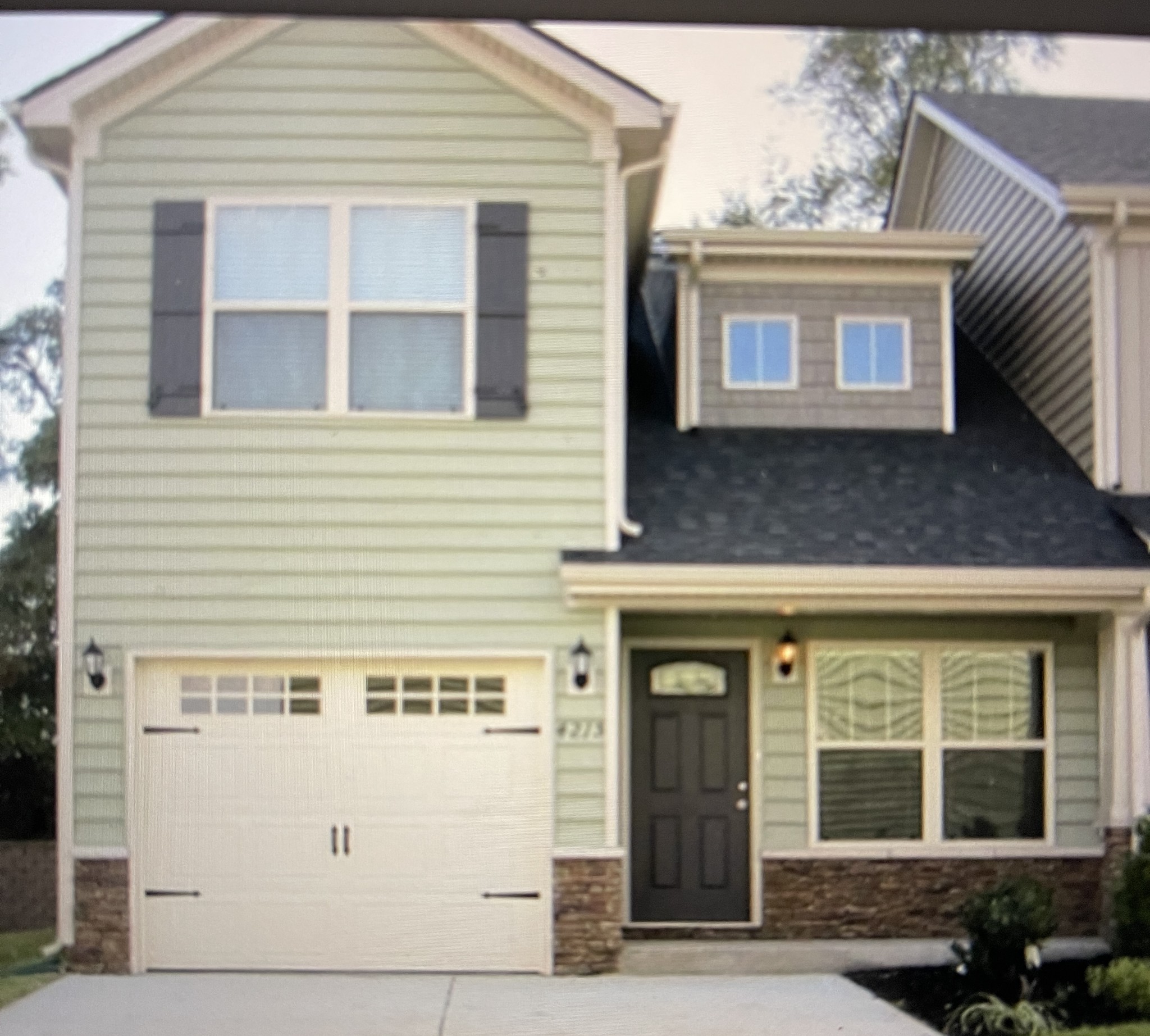 4215 Sunday Silence Way