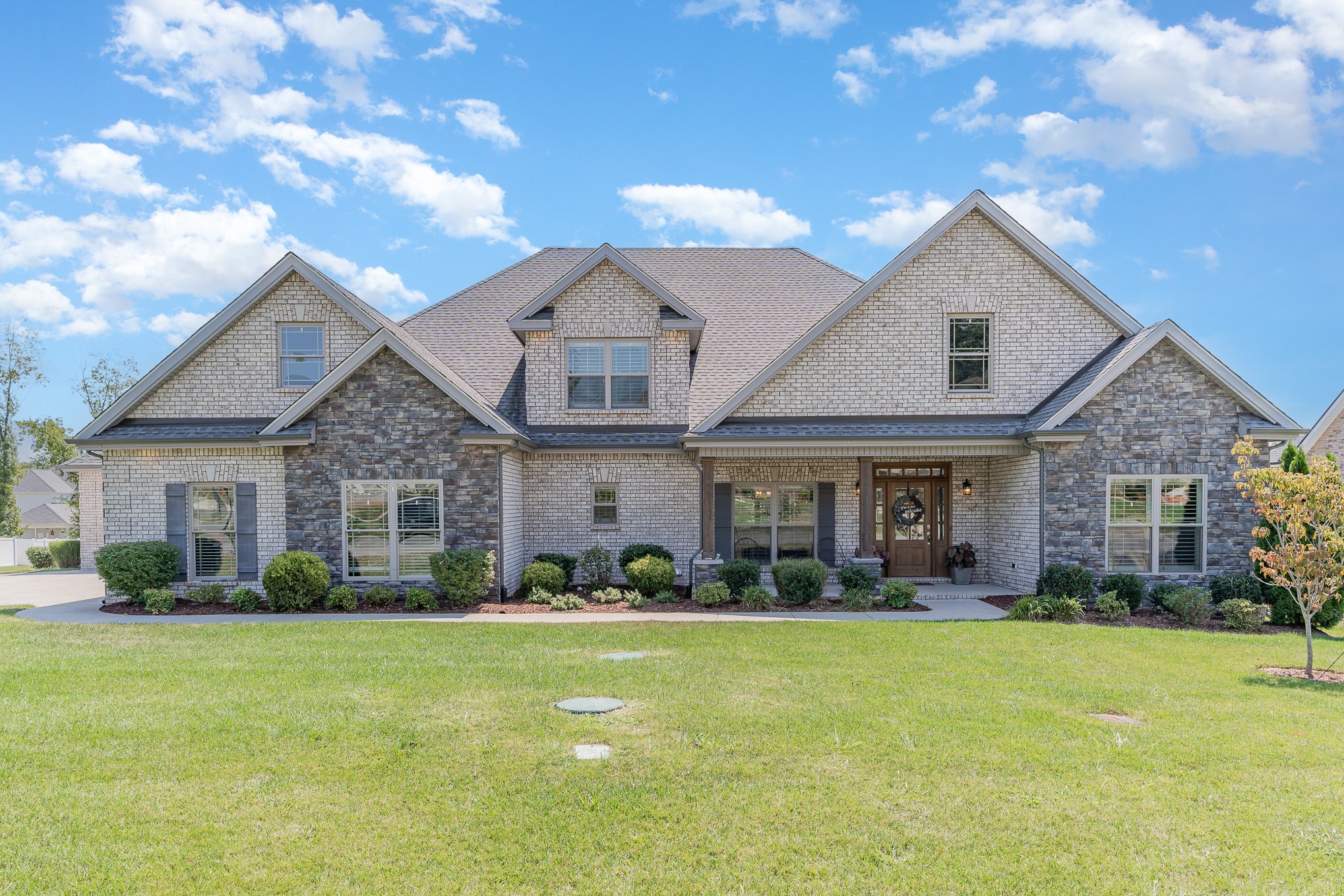 3501 Courtney Ln