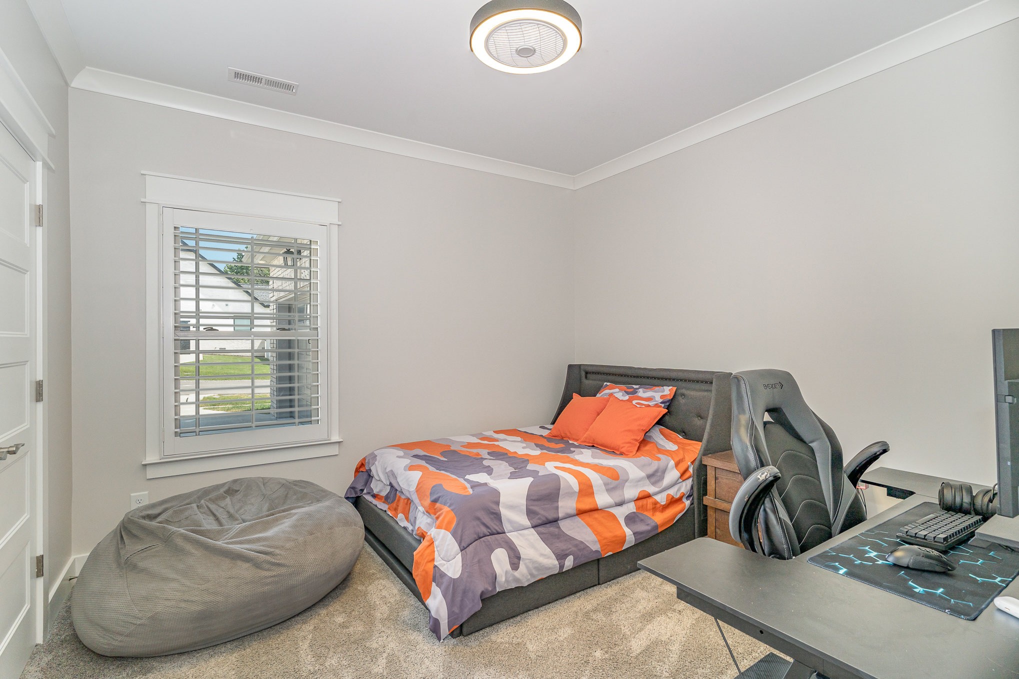 3501 Courtney Ln