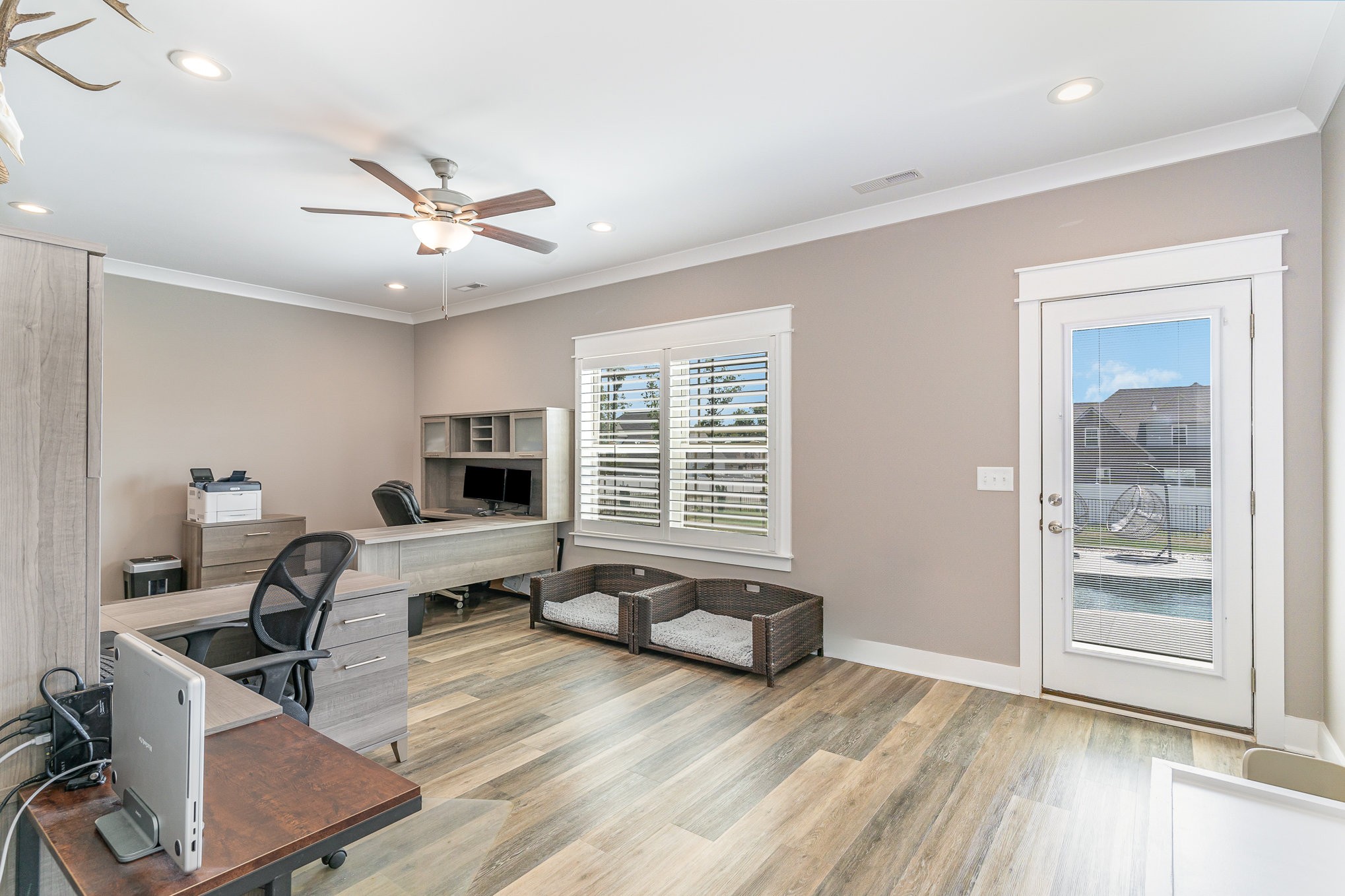 3501 Courtney Ln