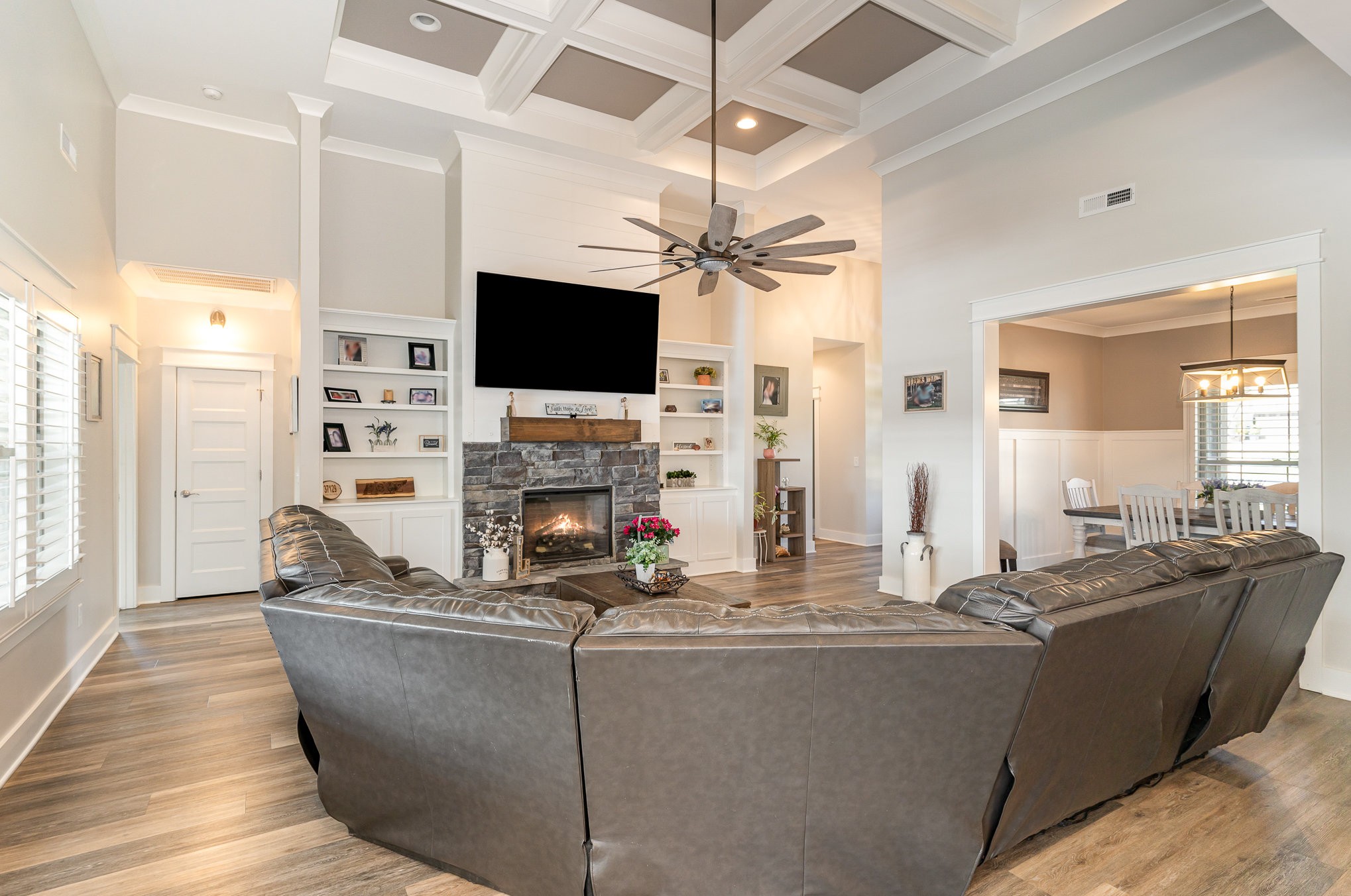3501 Courtney Ln