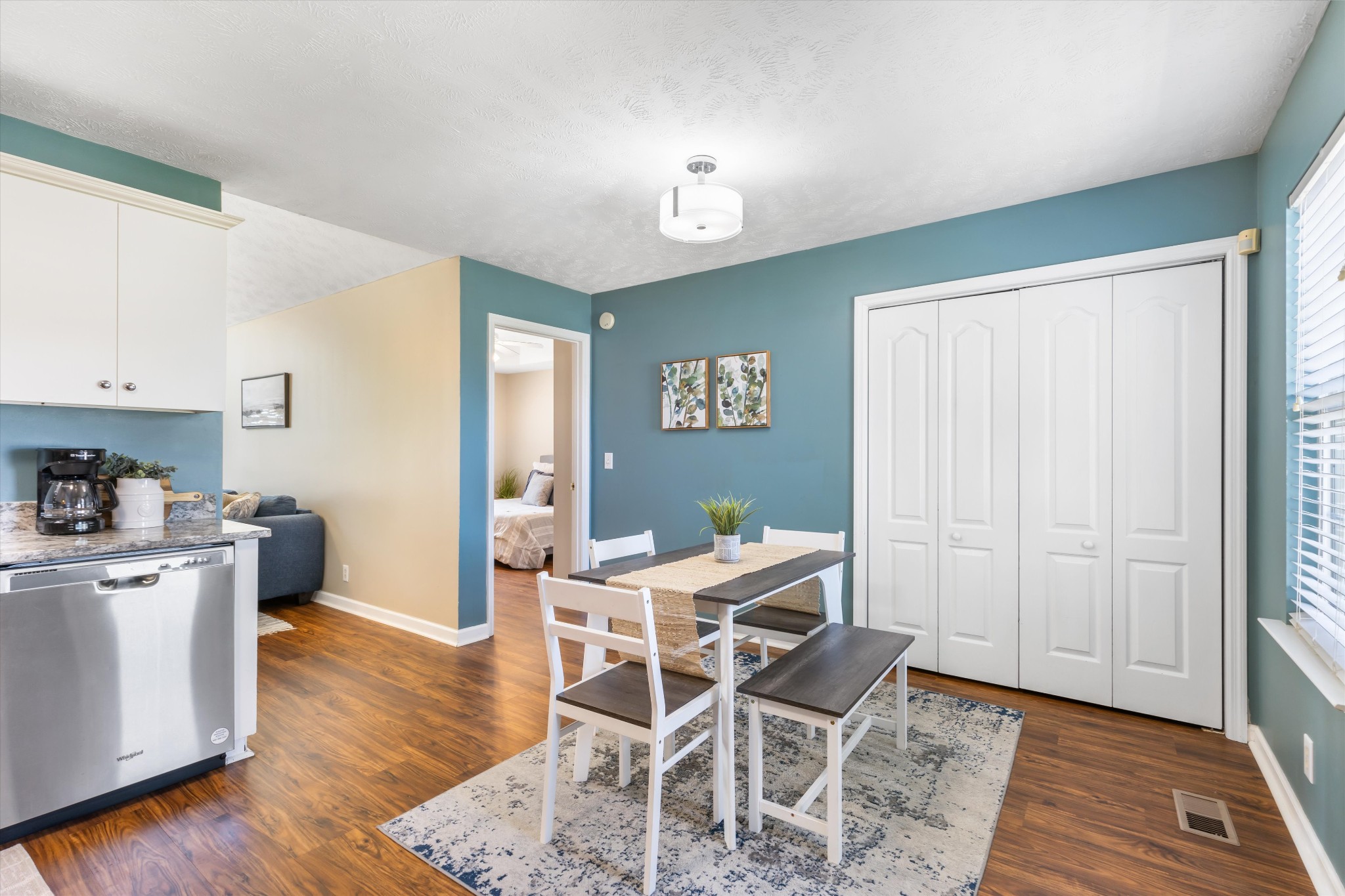 200 Heatherwood Ct