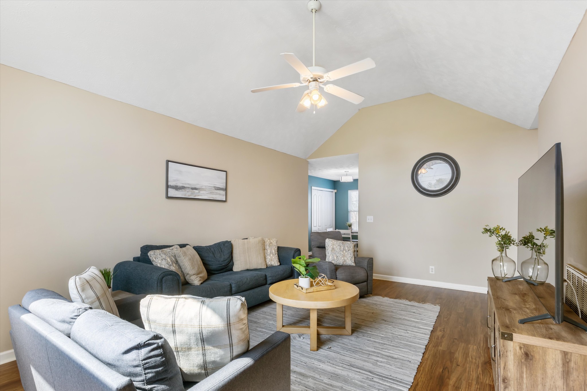 200 Heatherwood Ct