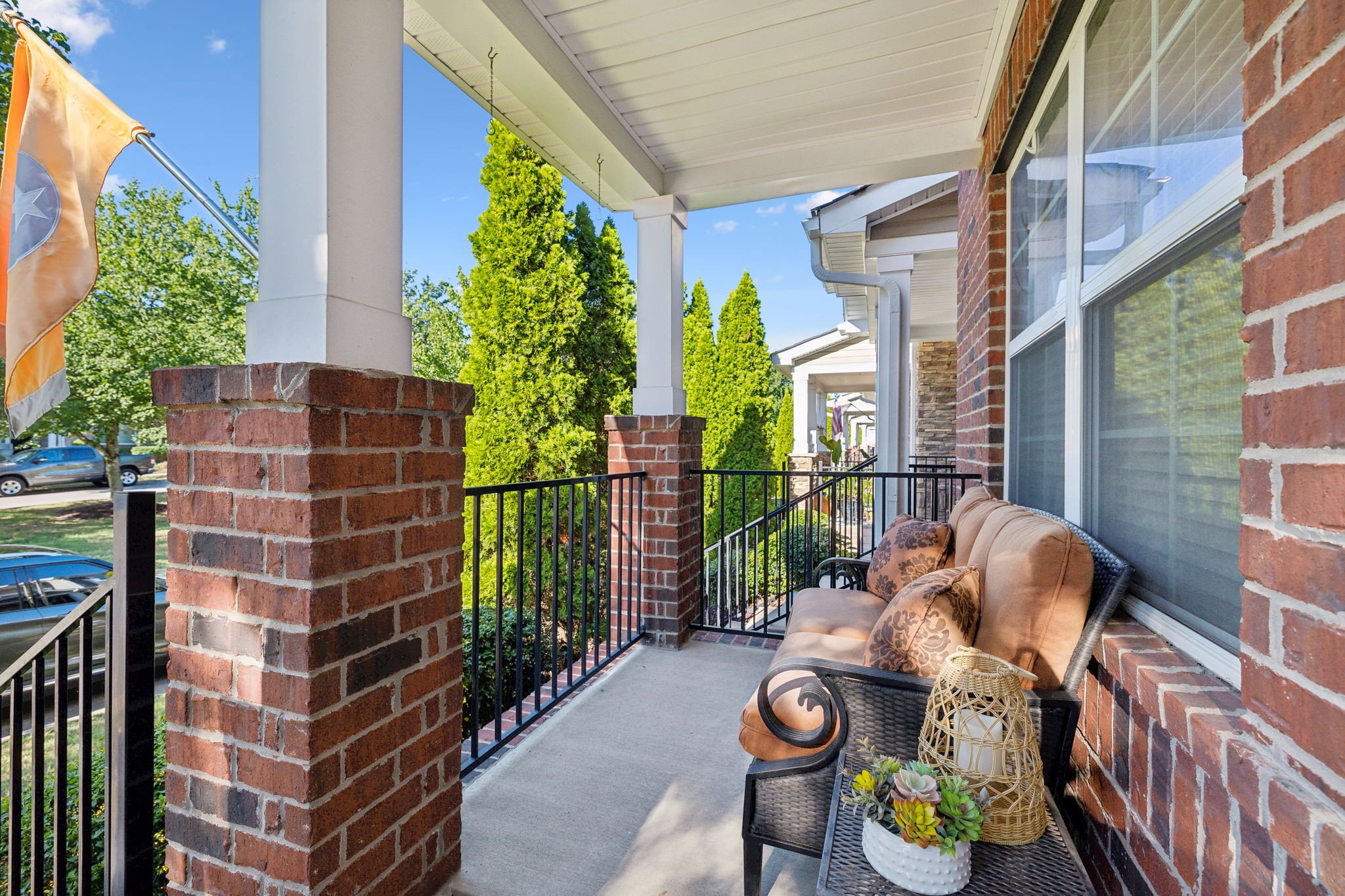 1353 Riverbrook Dr
