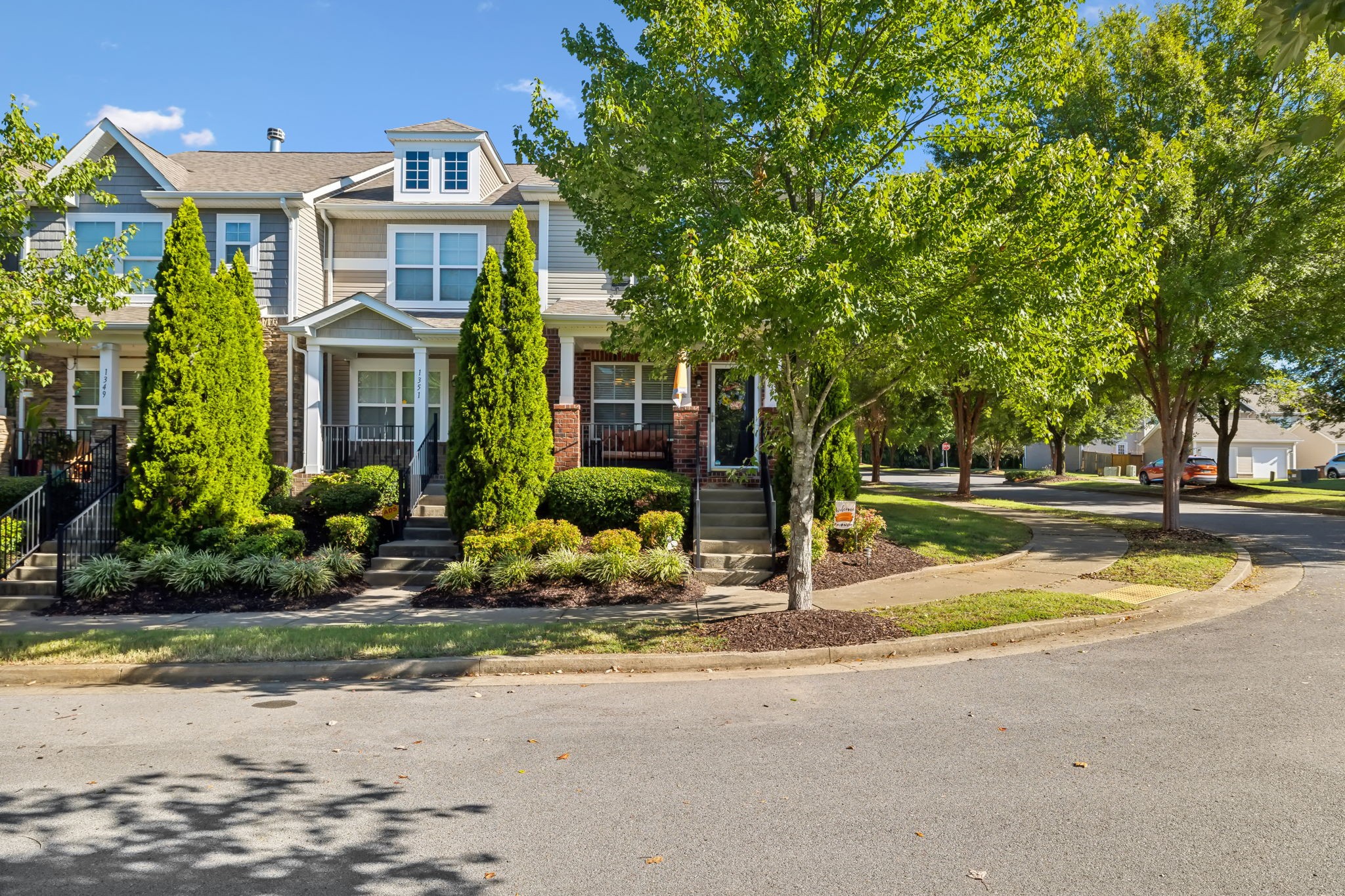 1353 Riverbrook Dr