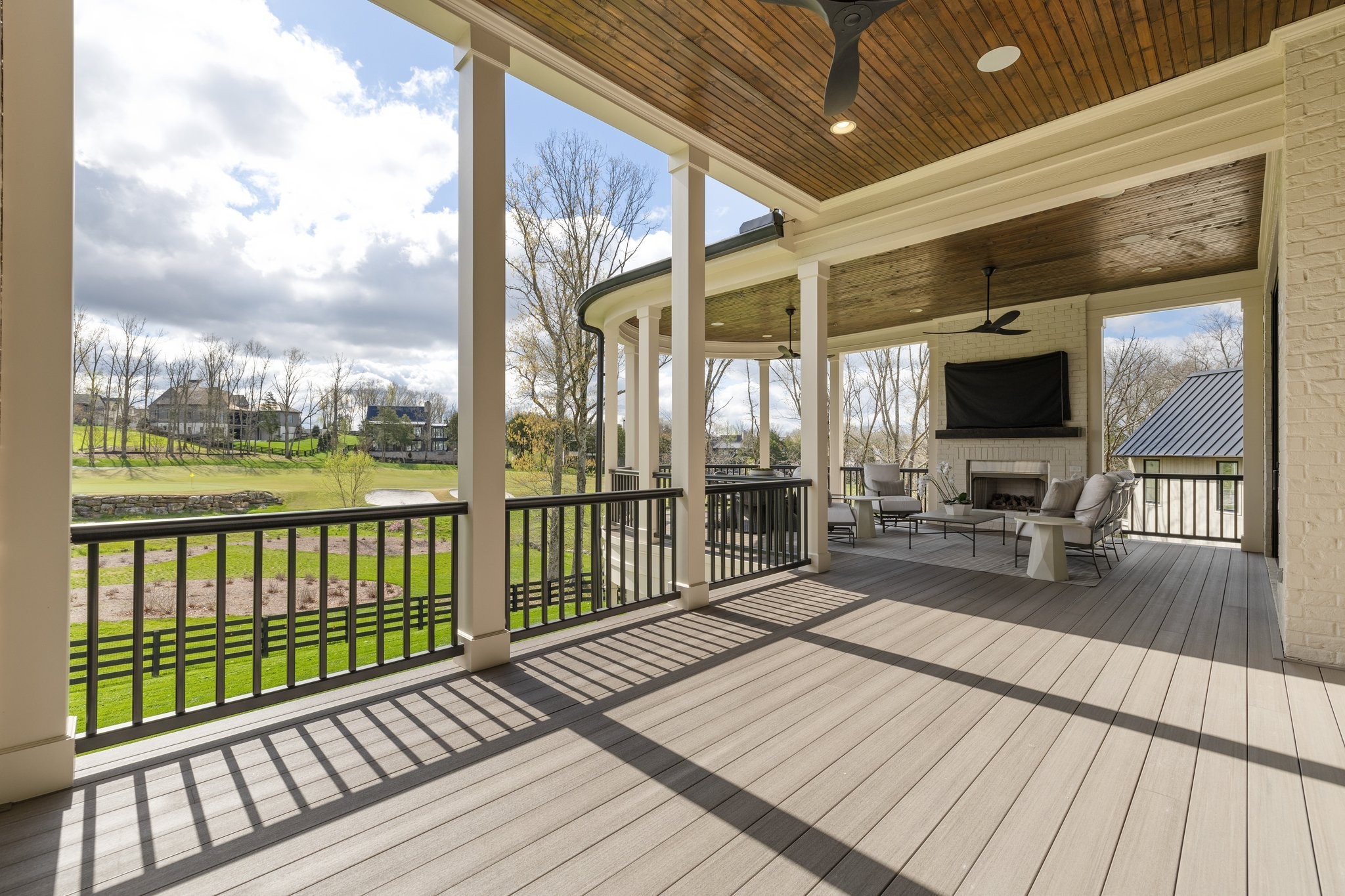 7388 Harlow Dr