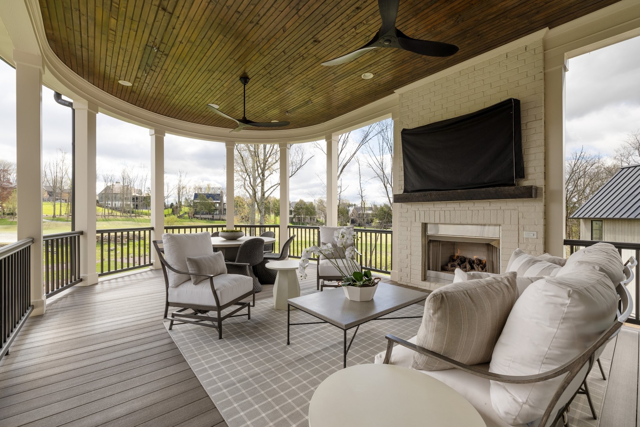 7388 Harlow Dr