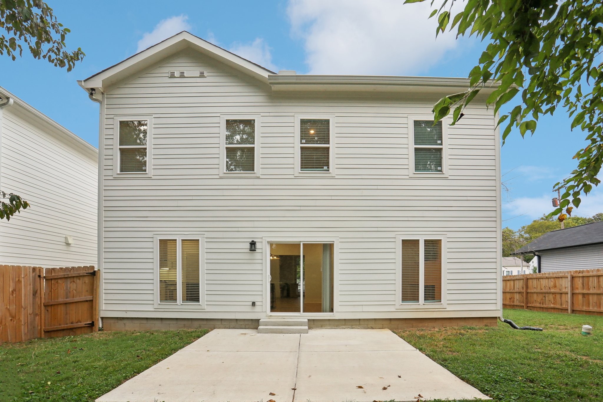 534 Norton Ave