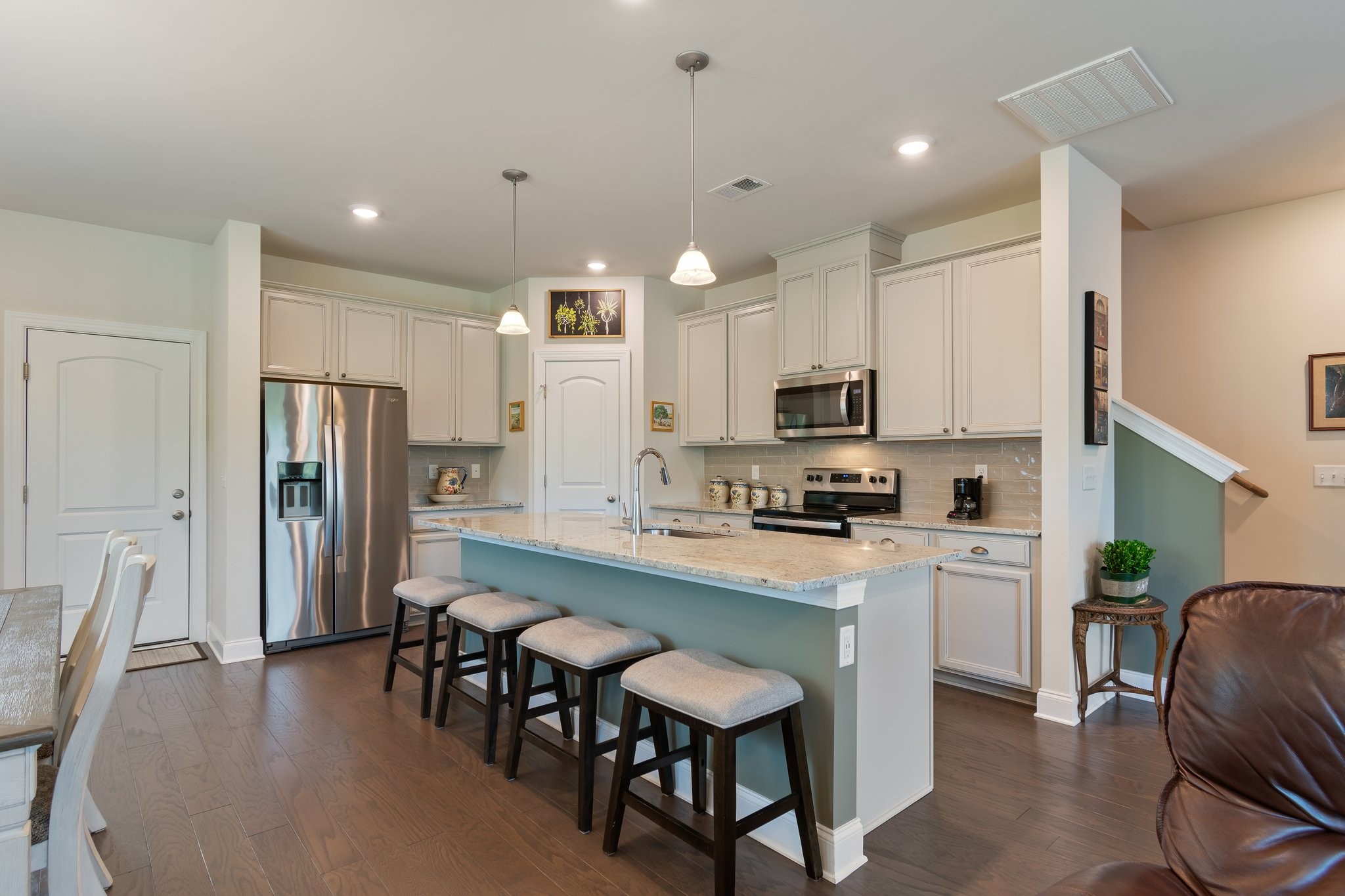 1009 McKee Ct