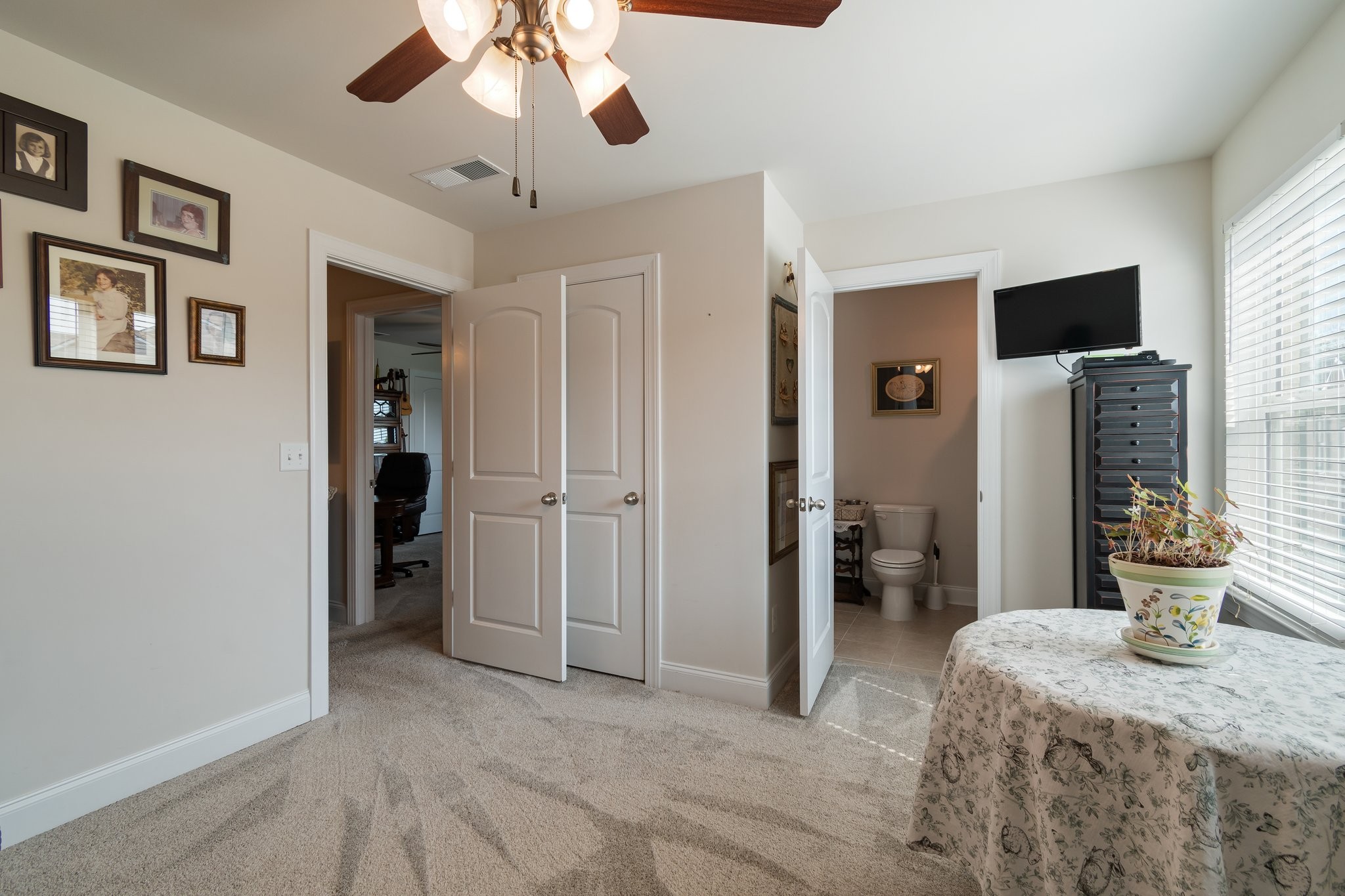 1009 McKee Ct