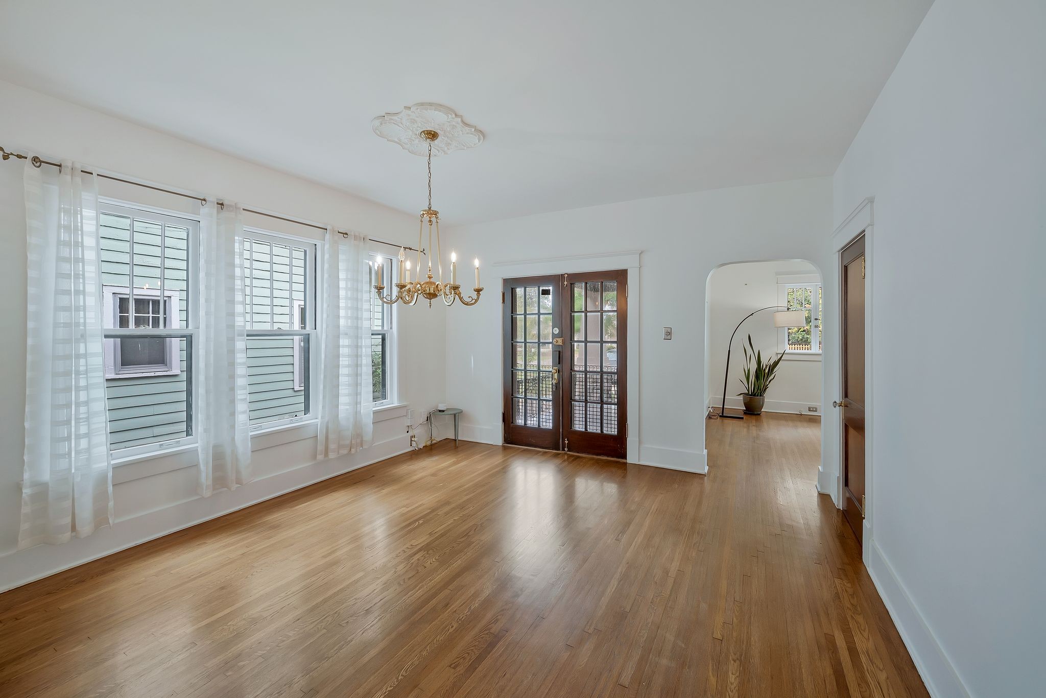 114 Bowling Ave