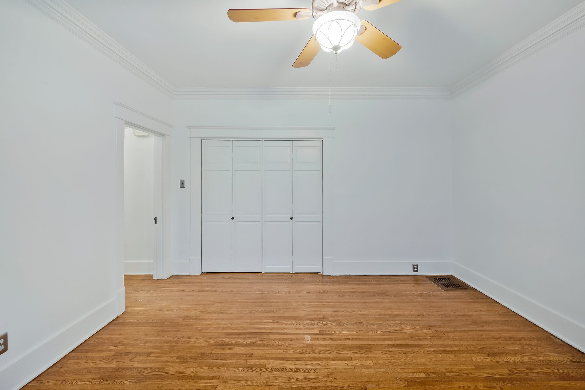 114 Bowling Ave