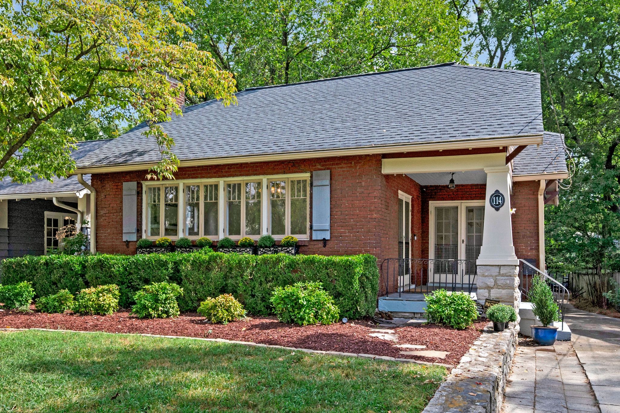 114 Bowling Ave