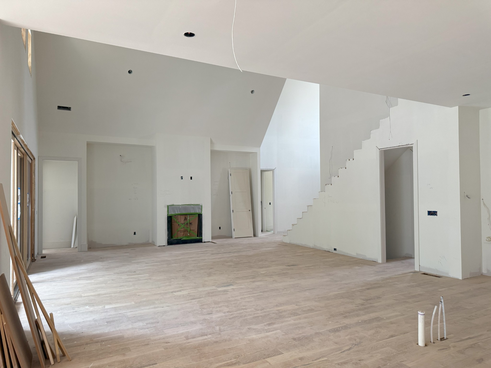 1636 Champagne Ct