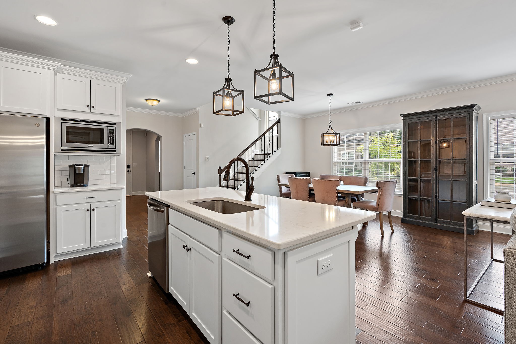 3003 Devinney Drive
