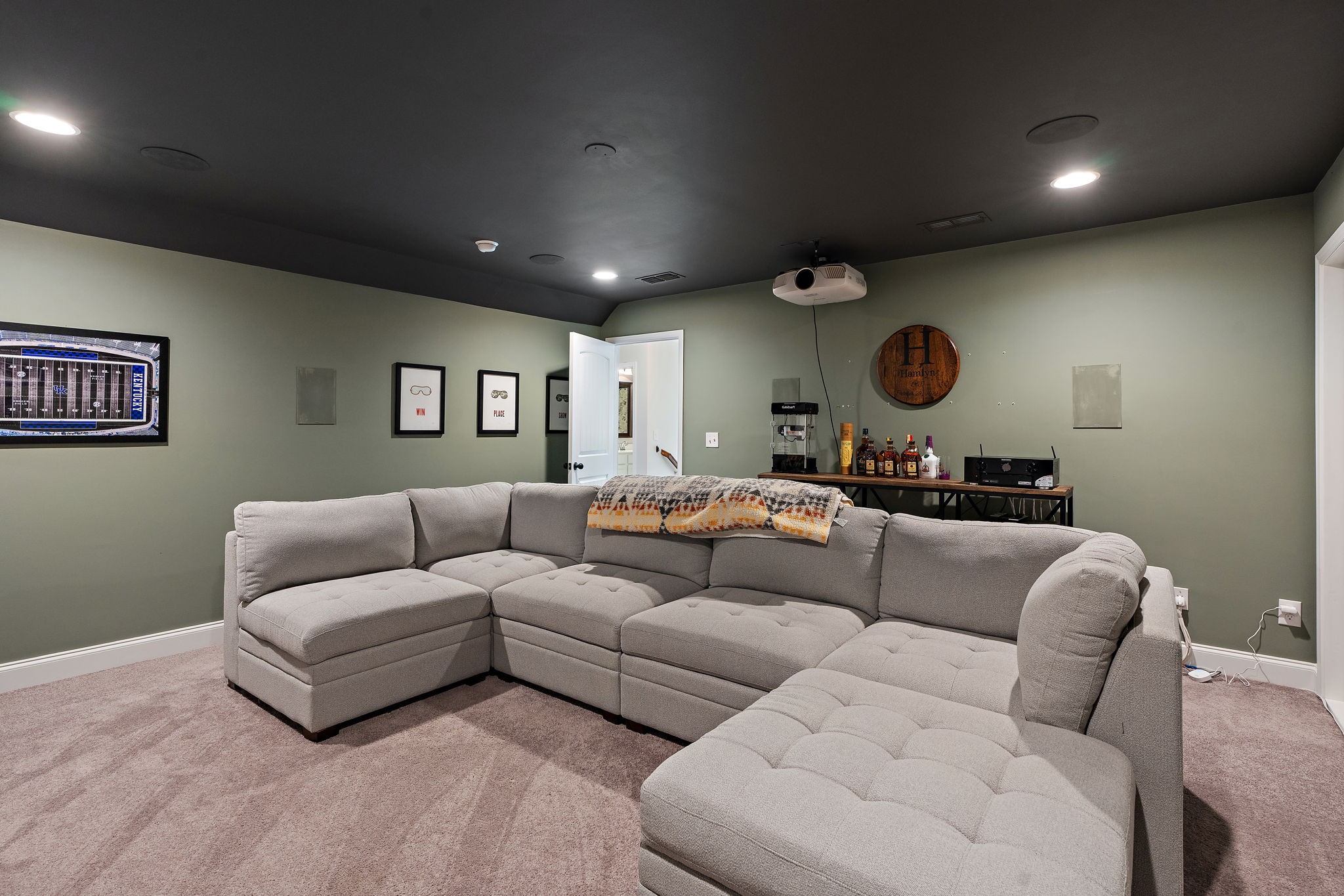 3003 Devinney Drive