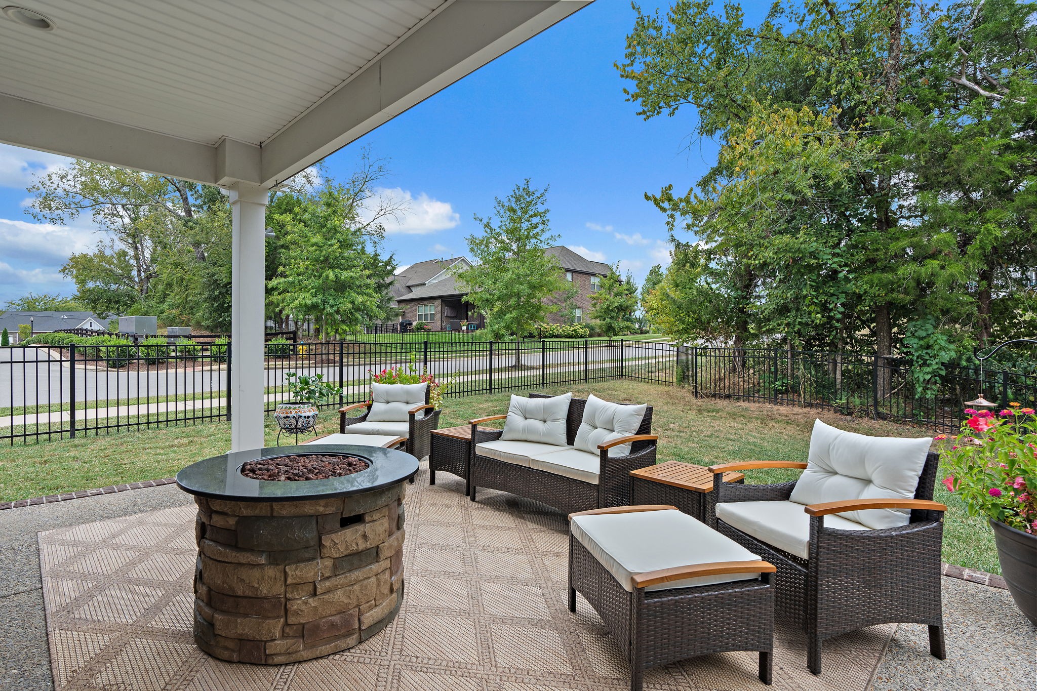 3003 Devinney Drive
