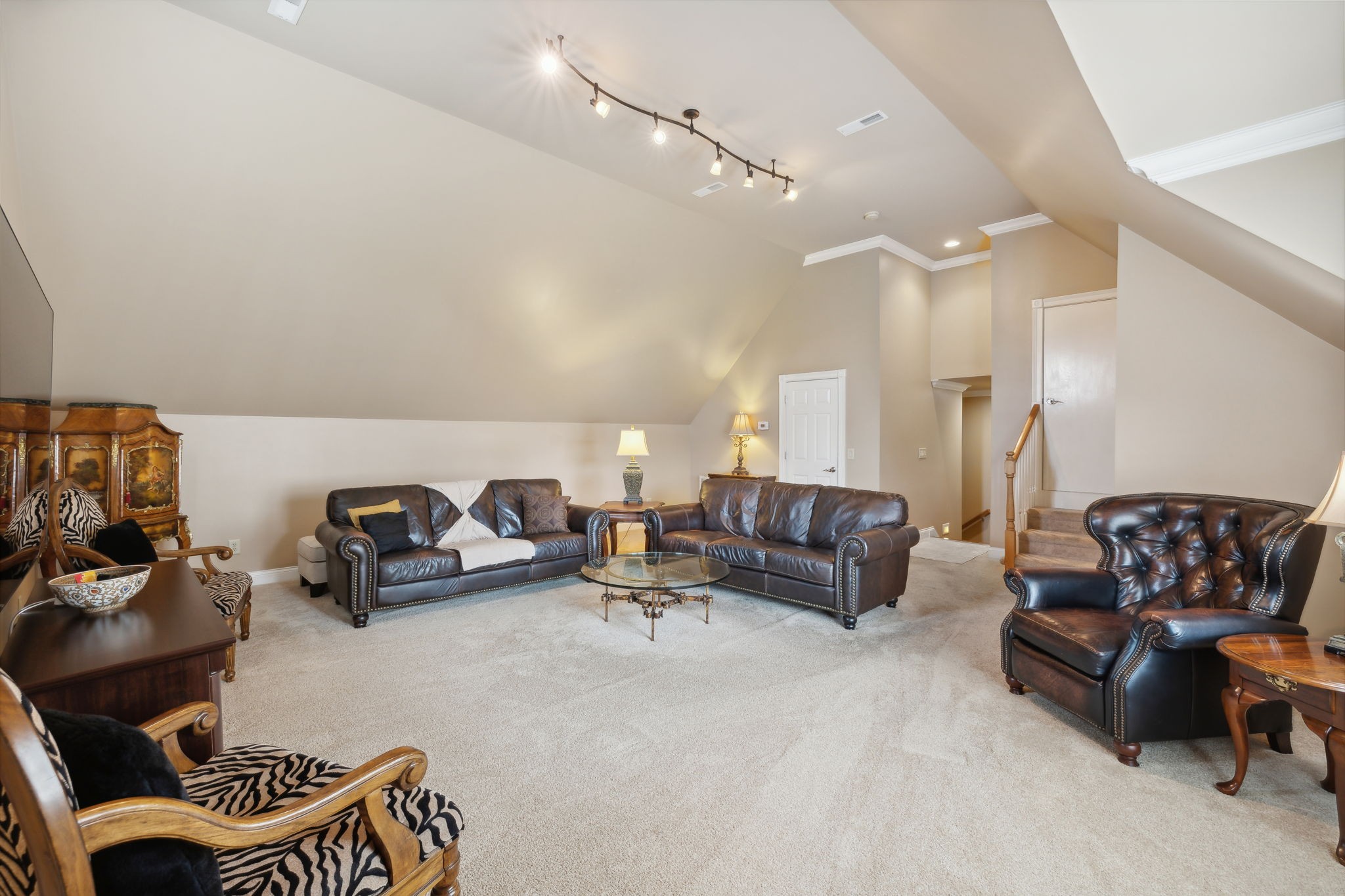 117 Saratoga Blvd