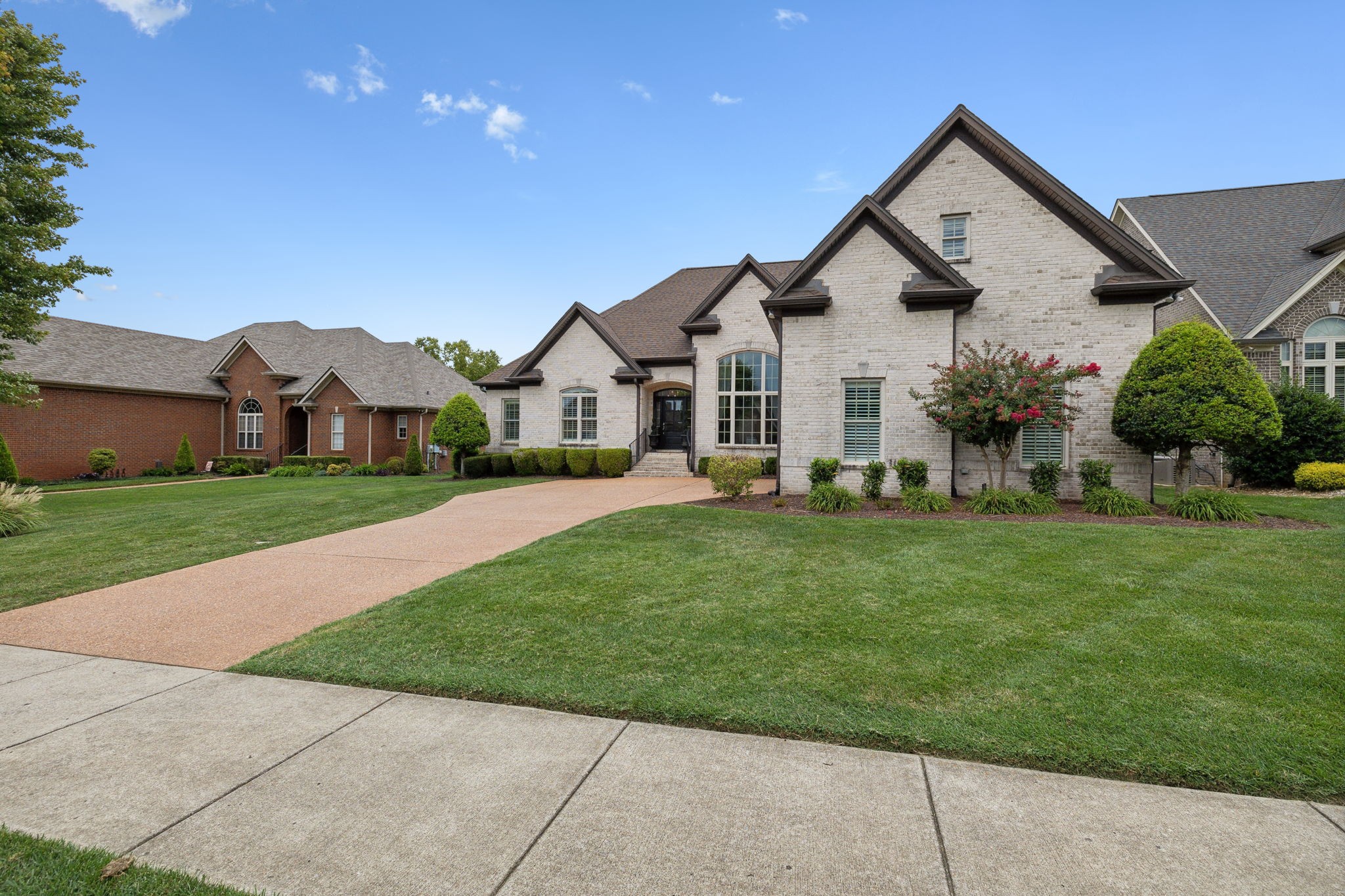 117 Saratoga Blvd