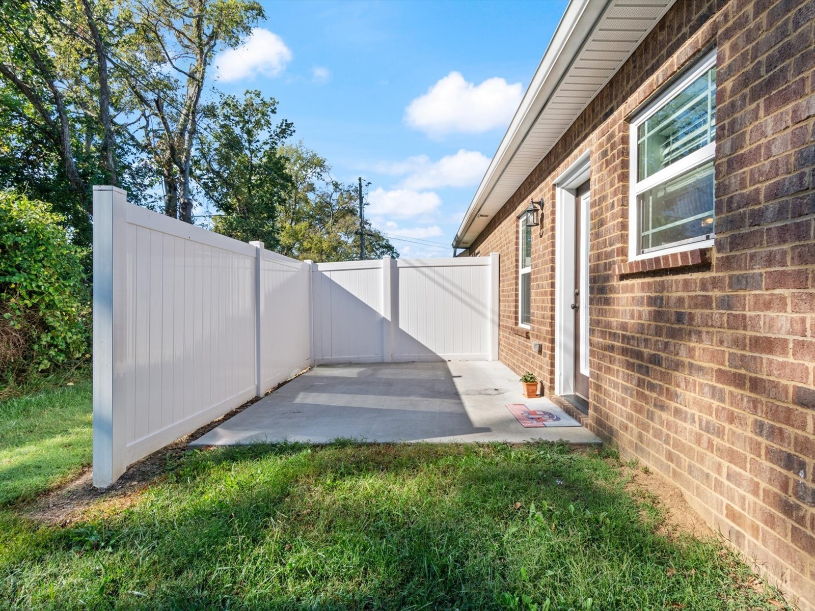 127 Dogwood Ct
