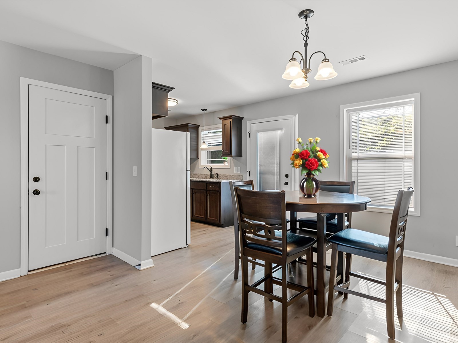 127 Dogwood Ct