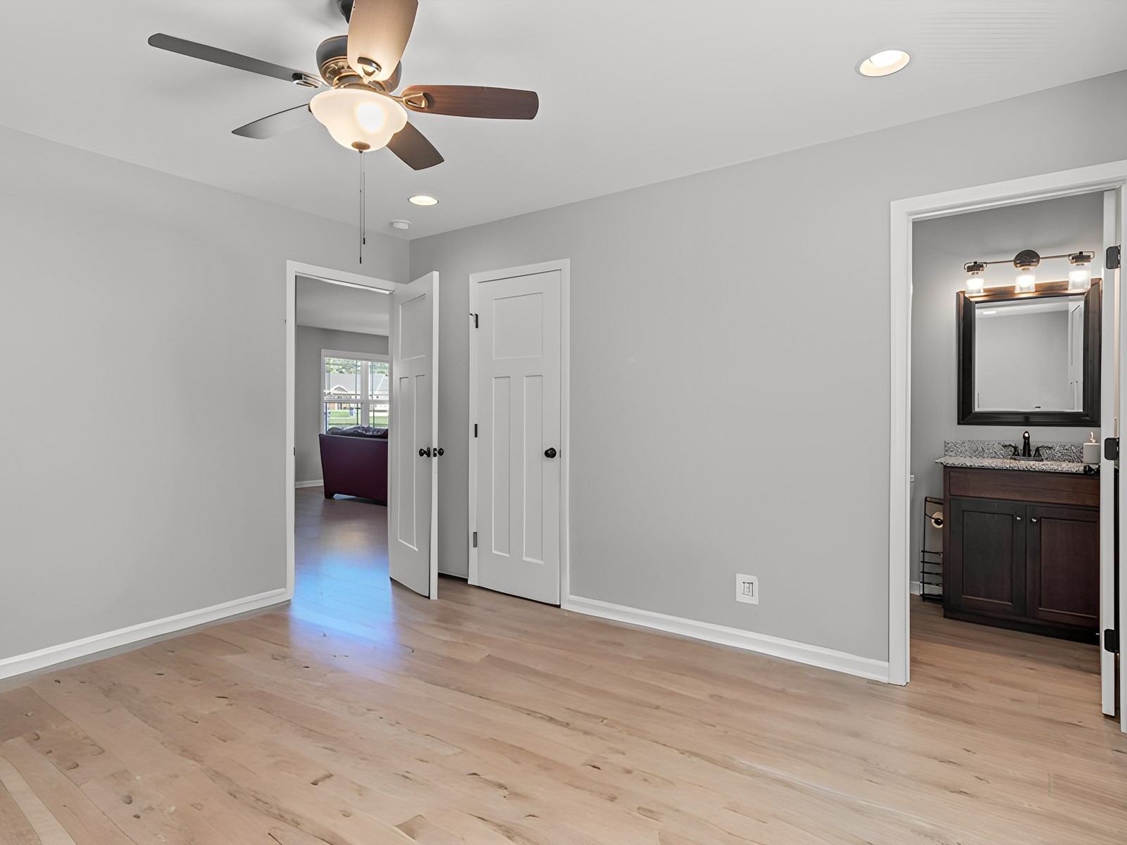 127 Dogwood Ct