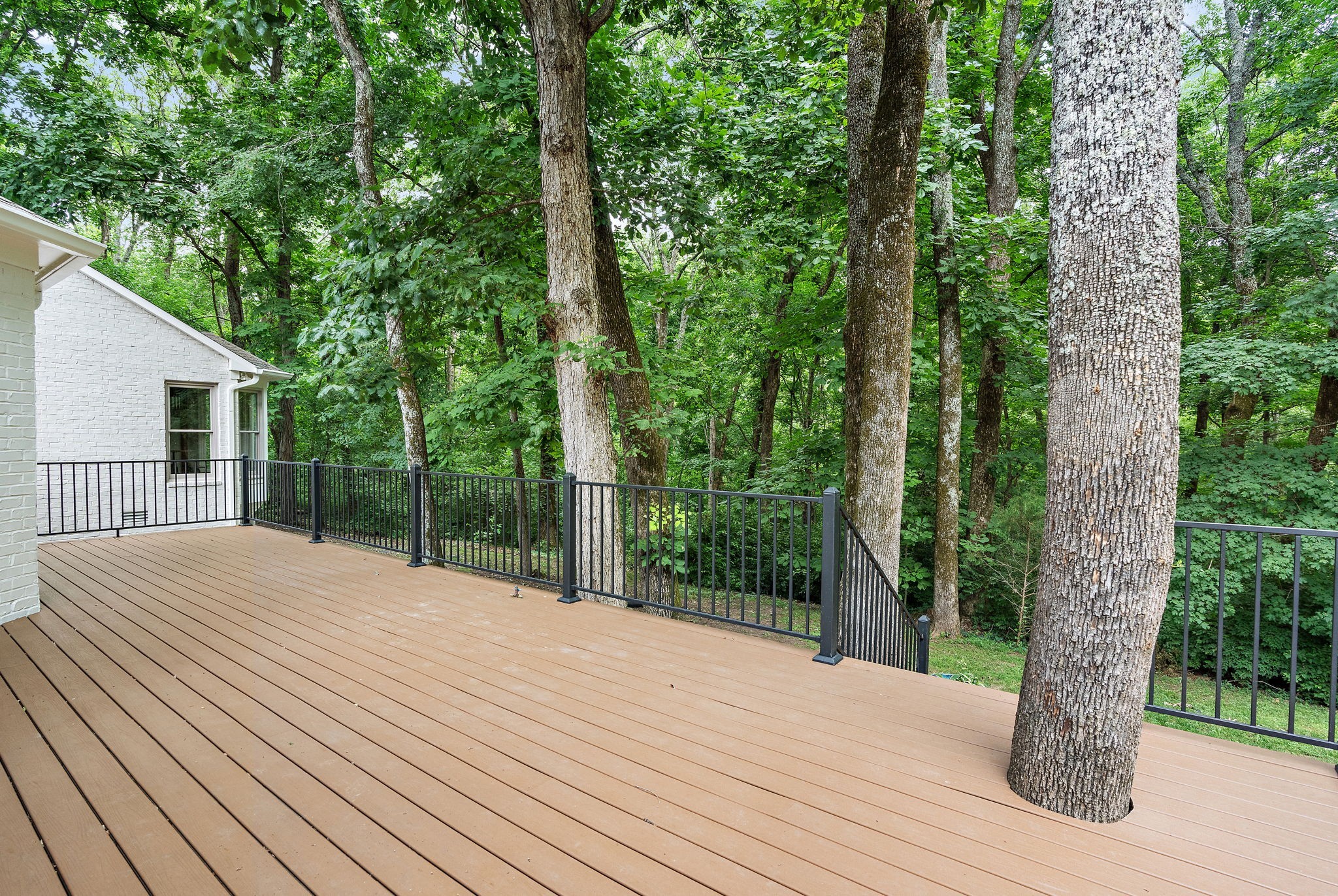 1052 Barrel Springs Hollow Rd