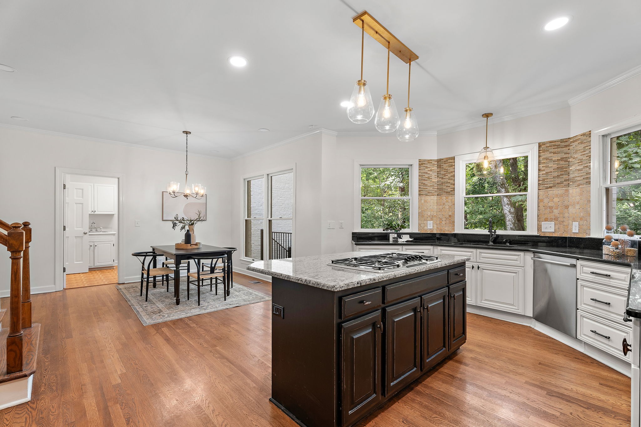 1052 Barrel Springs Hollow Rd