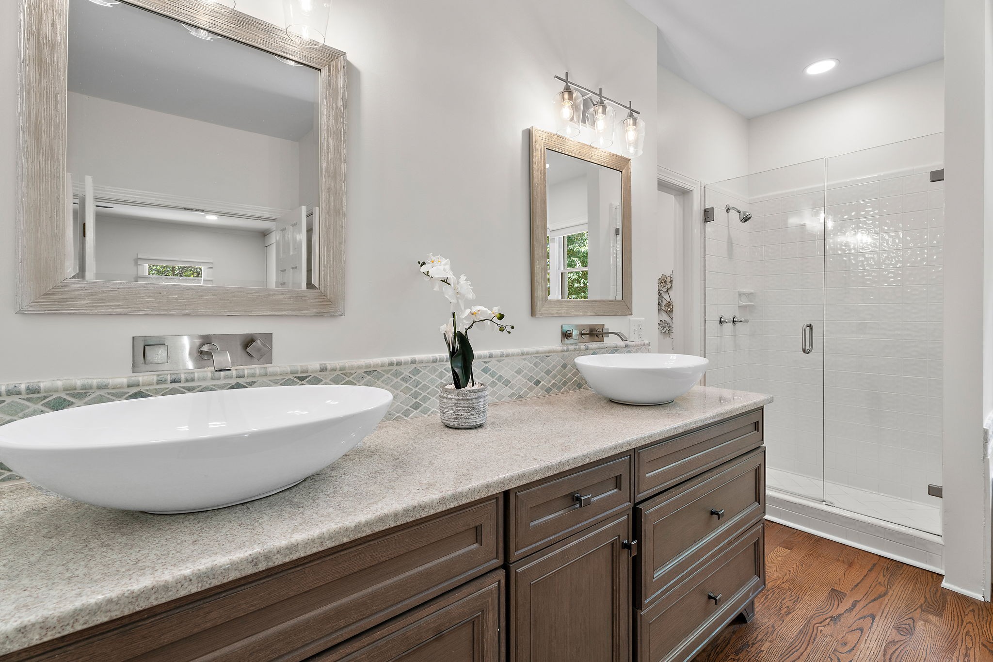 1052 Barrel Springs Hollow Rd