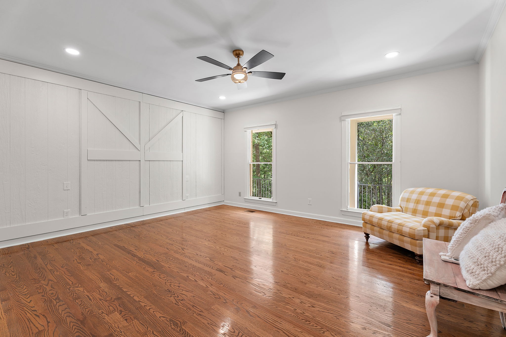 1052 Barrel Springs Hollow Rd