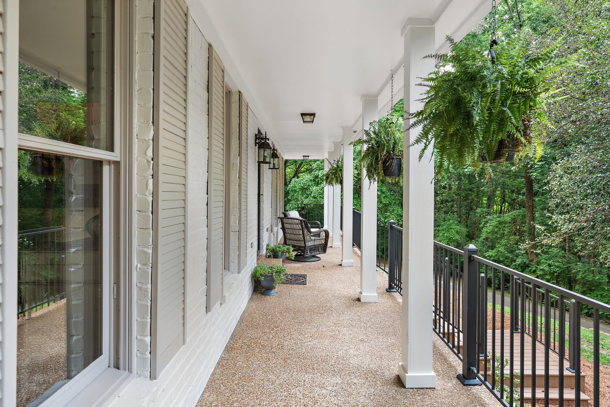 1052 Barrel Springs Hollow Rd