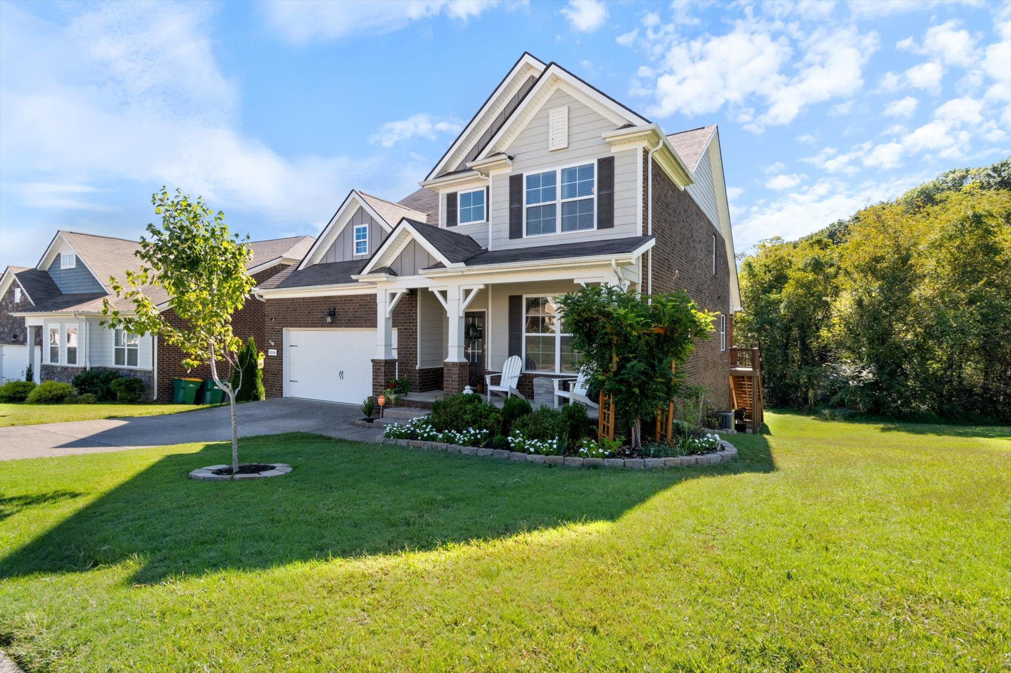 8035 Forest Hills Dr
