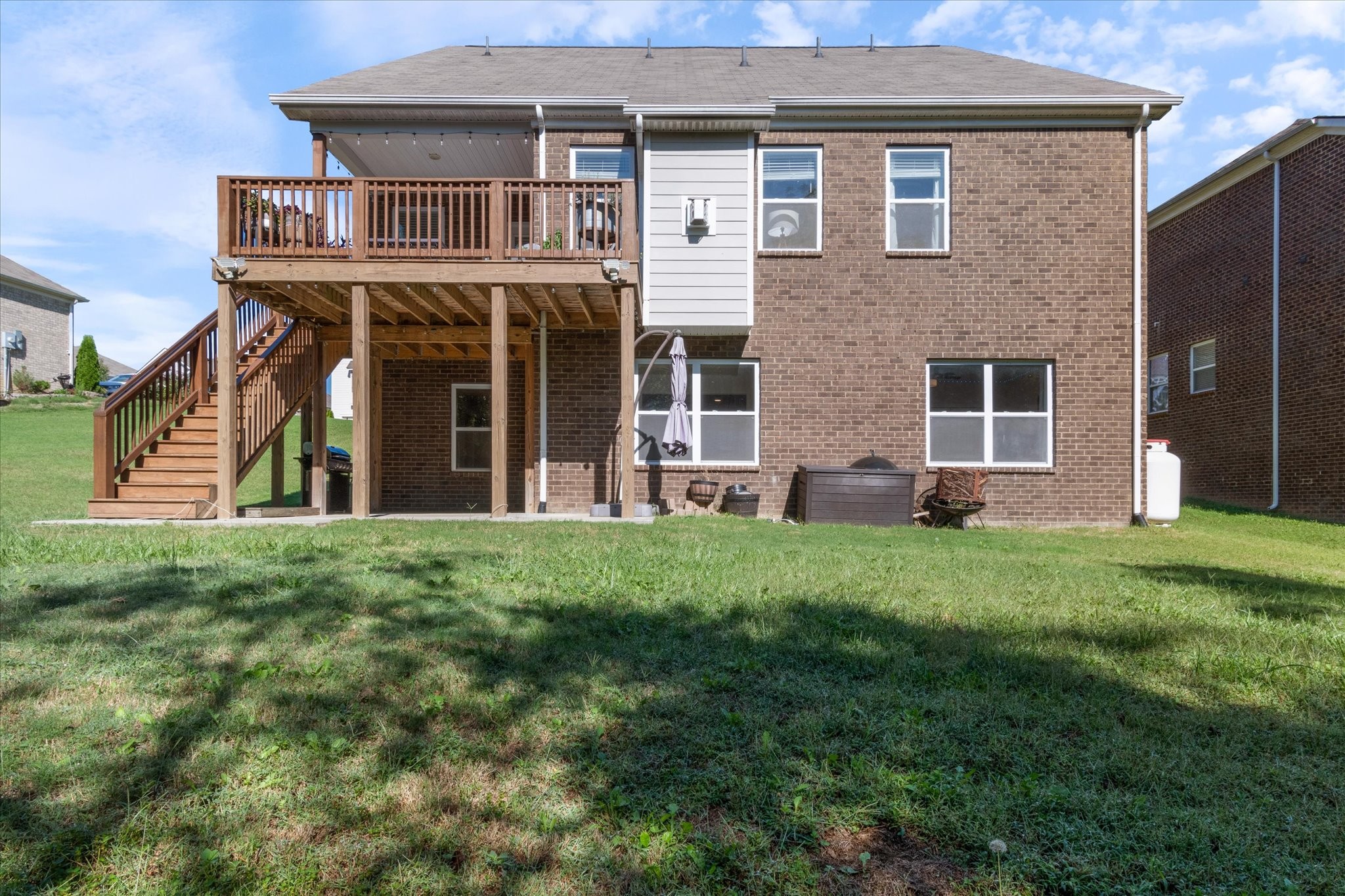 8035 Forest Hills Dr