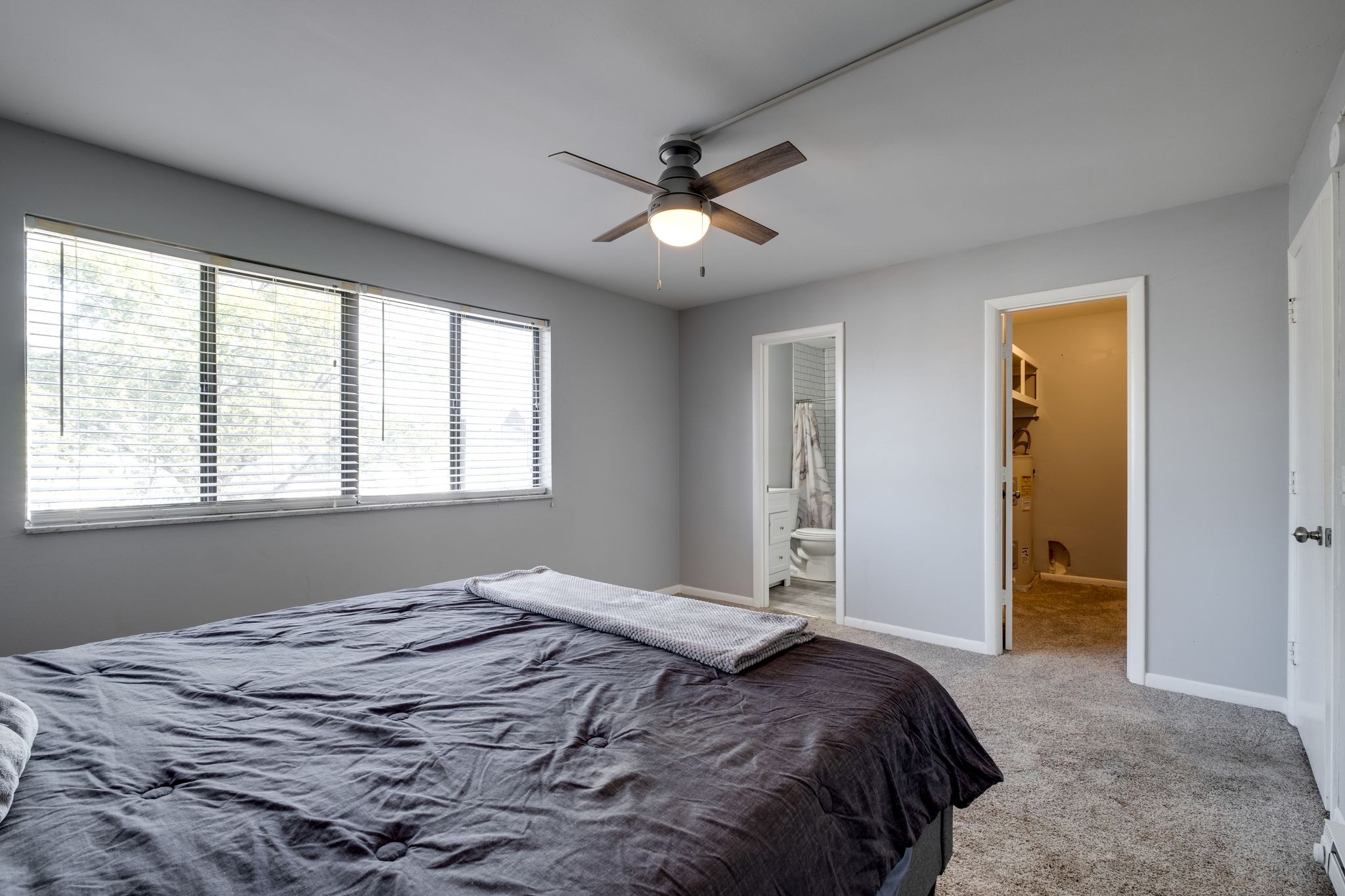 2134 Fairfax Ave Unit: B13